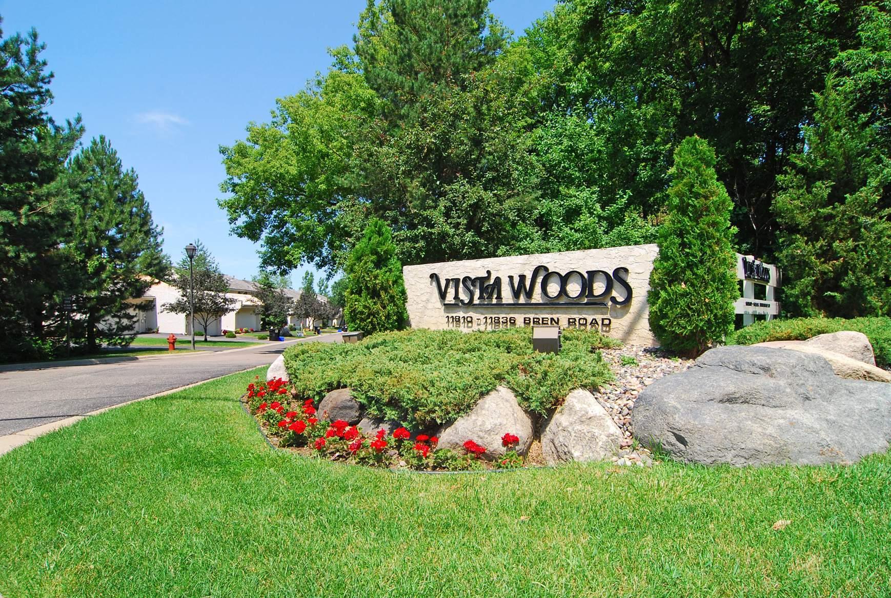 View of Residential at 11620 Vista Drive, Hopkins MN 55343, Hopkins (32 of 34) - Mike Wilen | Minnesota Team Real Estate