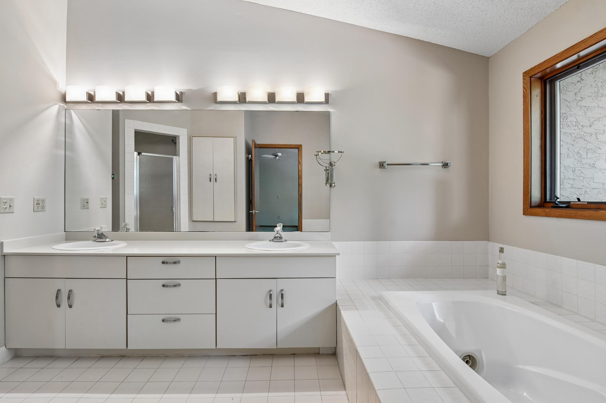 View of Residential at 11620 Vista Drive, Hopkins MN 55343, Hopkins (17 of 34) - Mike Wilen | Minnesota Team Real Estate