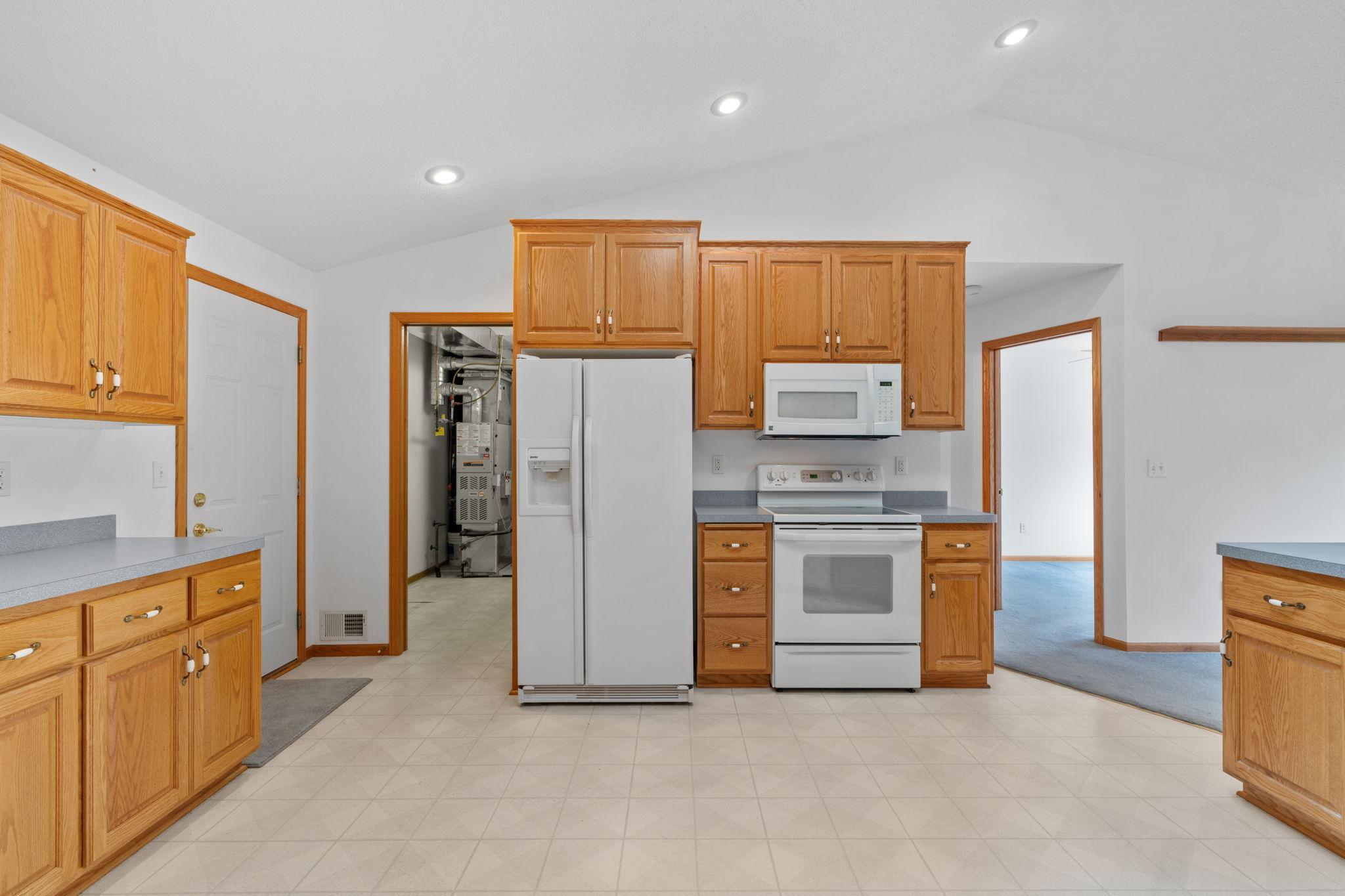 View of Residential at 3700 Ladyslipper Lane, Brooklyn Park MN 55443, Brooklyn Park (14 of 41) - Mike Wilen | Minnesota Team Real Estate