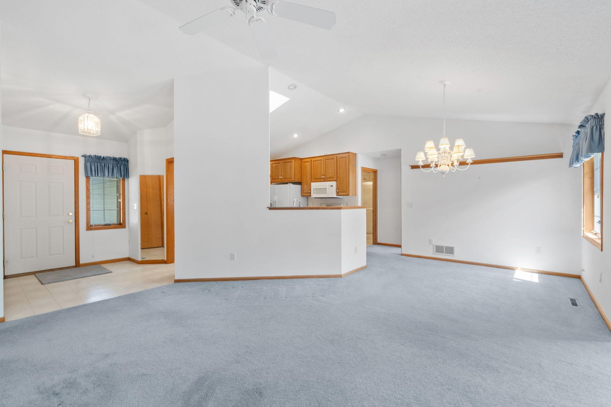 View of Residential at 3700 Ladyslipper Lane, Brooklyn Park MN 55443, Brooklyn Park (12 of 41) - Mike Wilen | Minnesota Team Real Estate