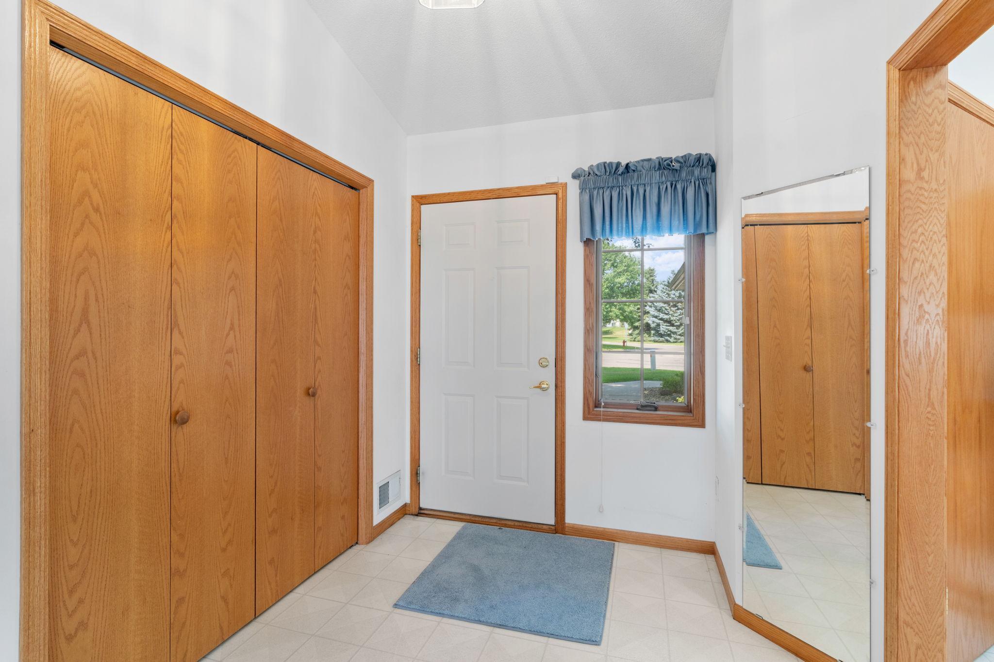 View of Residential at 3700 Ladyslipper Lane, Brooklyn Park MN 55443, Brooklyn Park (8 of 41) - Mike Wilen | Minnesota Team Real Estate