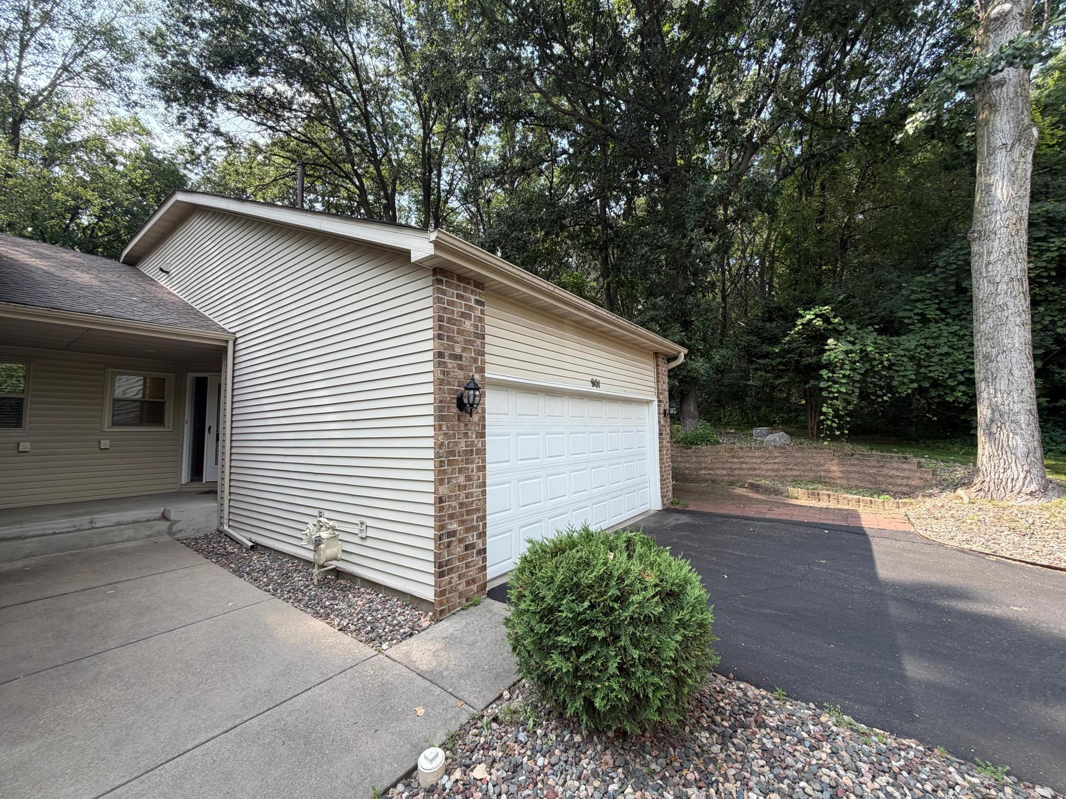 View of Residential at 901 Oakwood Heights Circle #7, Eagan MN 55123, Eagan (8 of 39) - Mike Wilen | Minnesota Team Real Estate