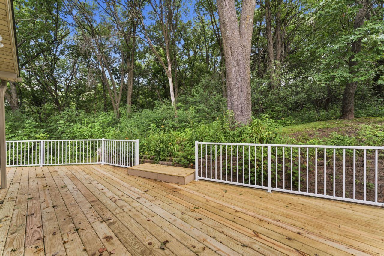 View of Residential at 901 Oakwood Heights Circle #7, Eagan MN 55123, Eagan (26 of 39) - Mike Wilen | Minnesota Team Real Estate