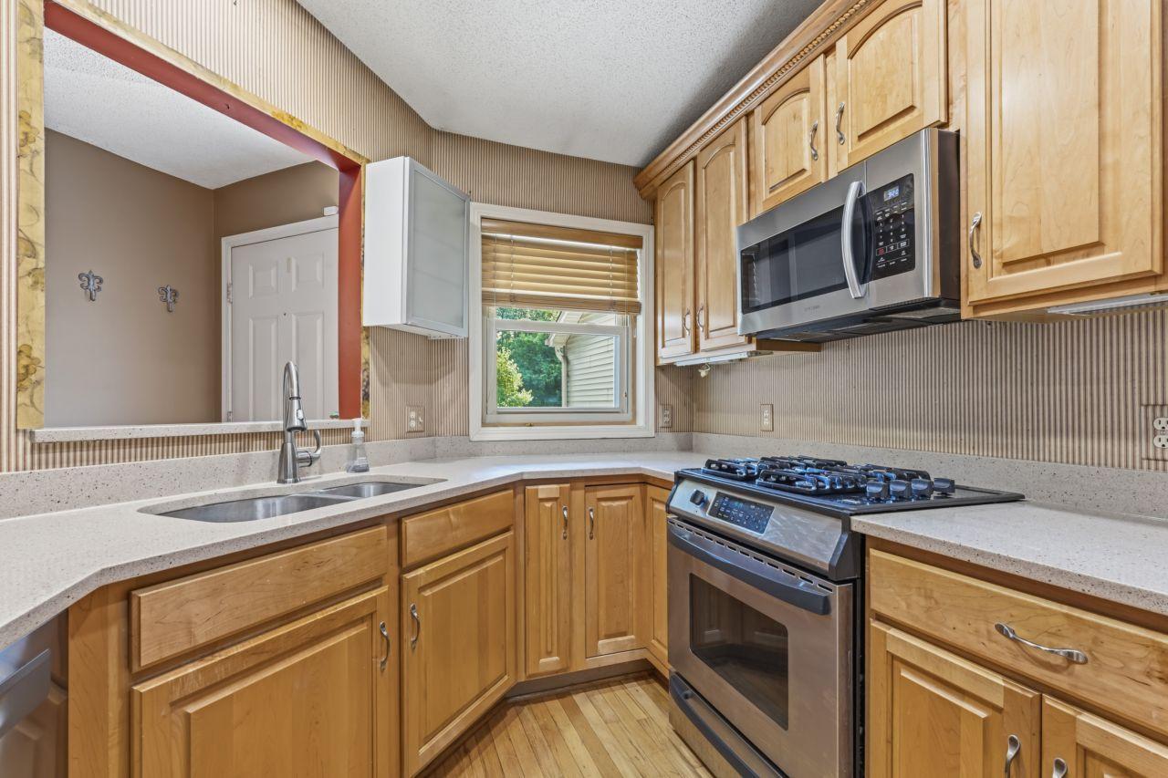 View of Residential at 901 Oakwood Heights Circle #7, Eagan MN 55123, Eagan (15 of 39) - Mike Wilen | Minnesota Team Real Estate