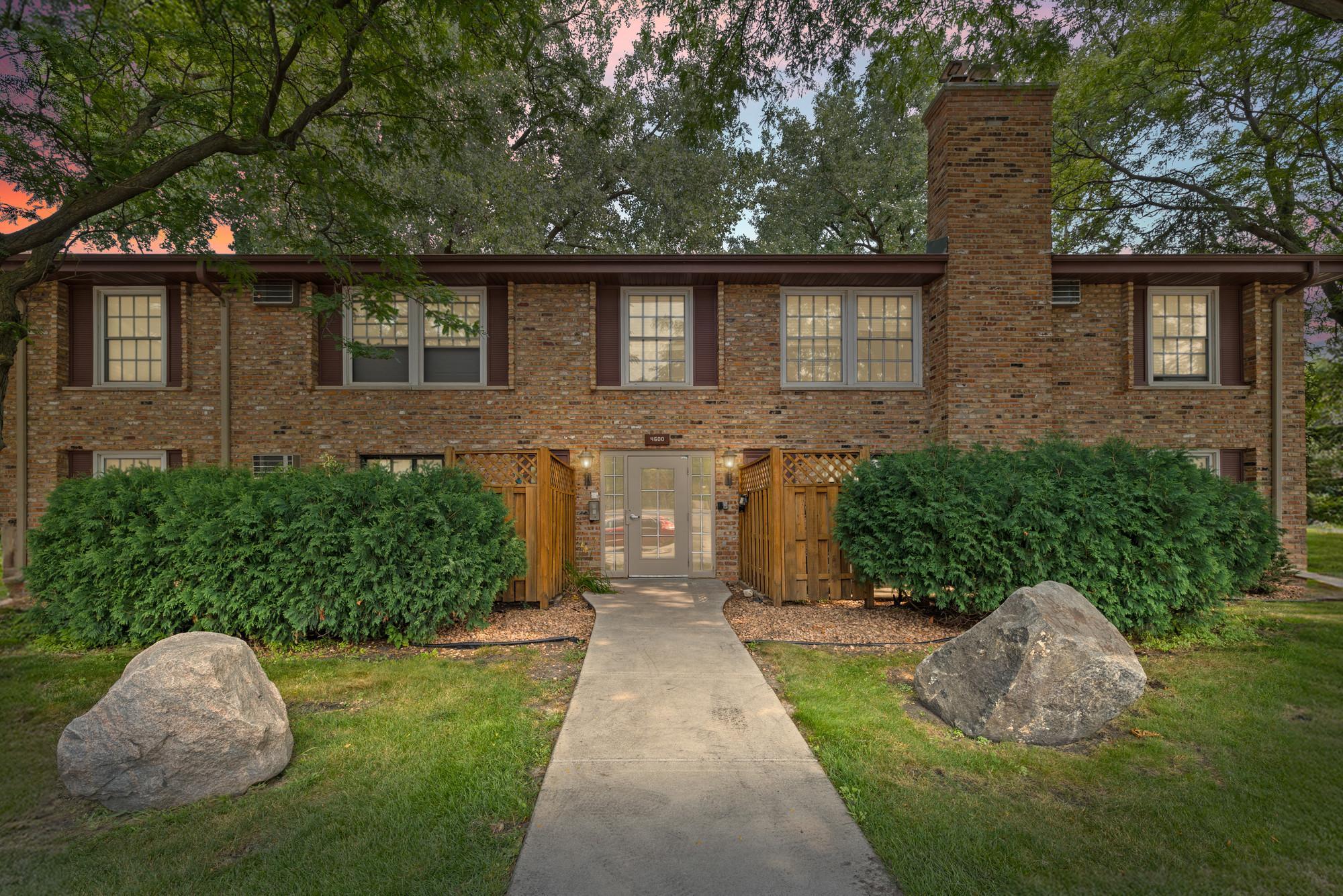 View of (CC) Low Rise (3- Levels) at 4600 Cedar Lake Road, Saint Louis Park - Mike Wilen | Minnesota Team Real Estate