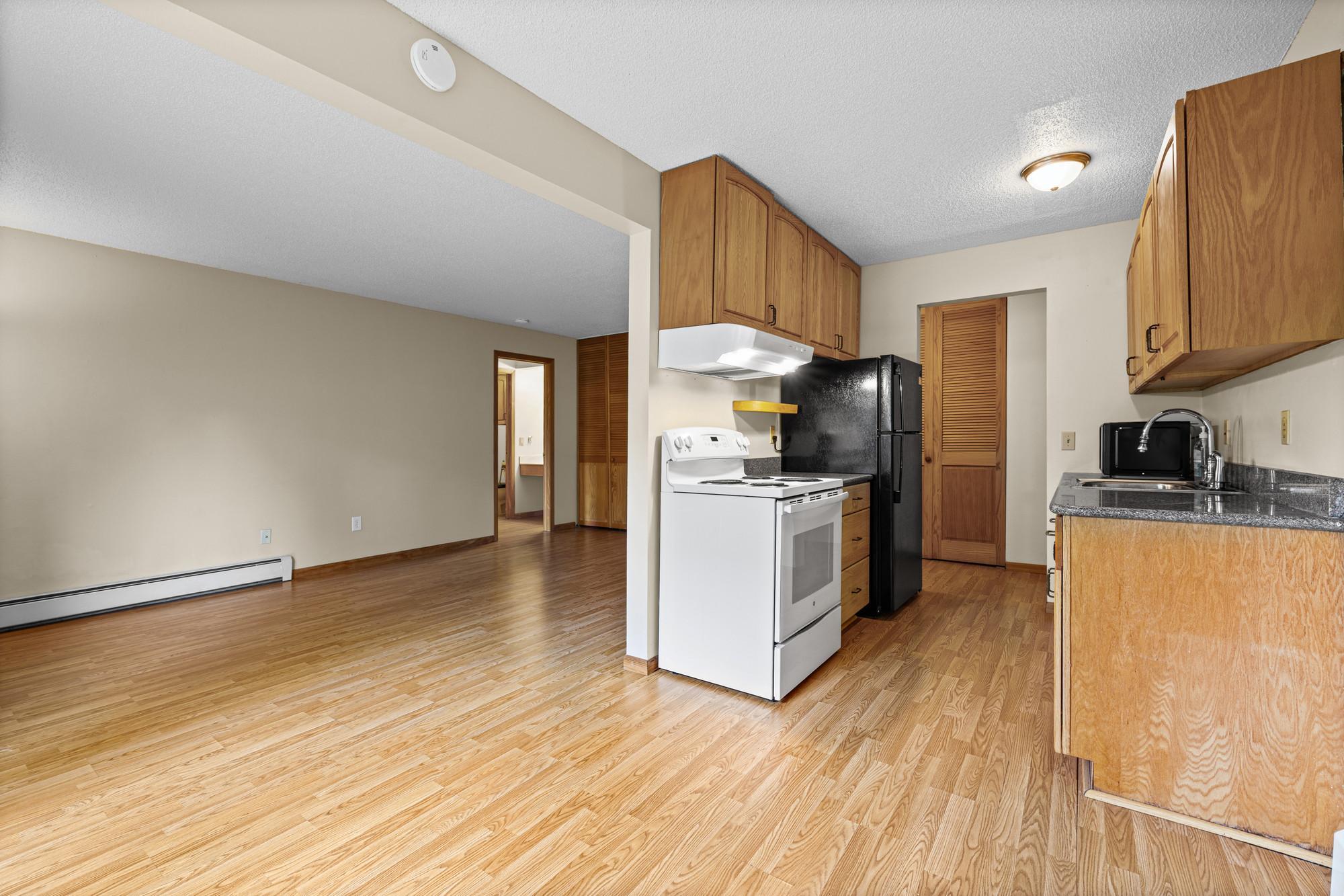 View of Residential at 4600 Cedar Lake Road #2, Saint Louis Park MN 55416, Saint Louis Park (11 of 31) - Mike Wilen | Minnesota Team Real Estate