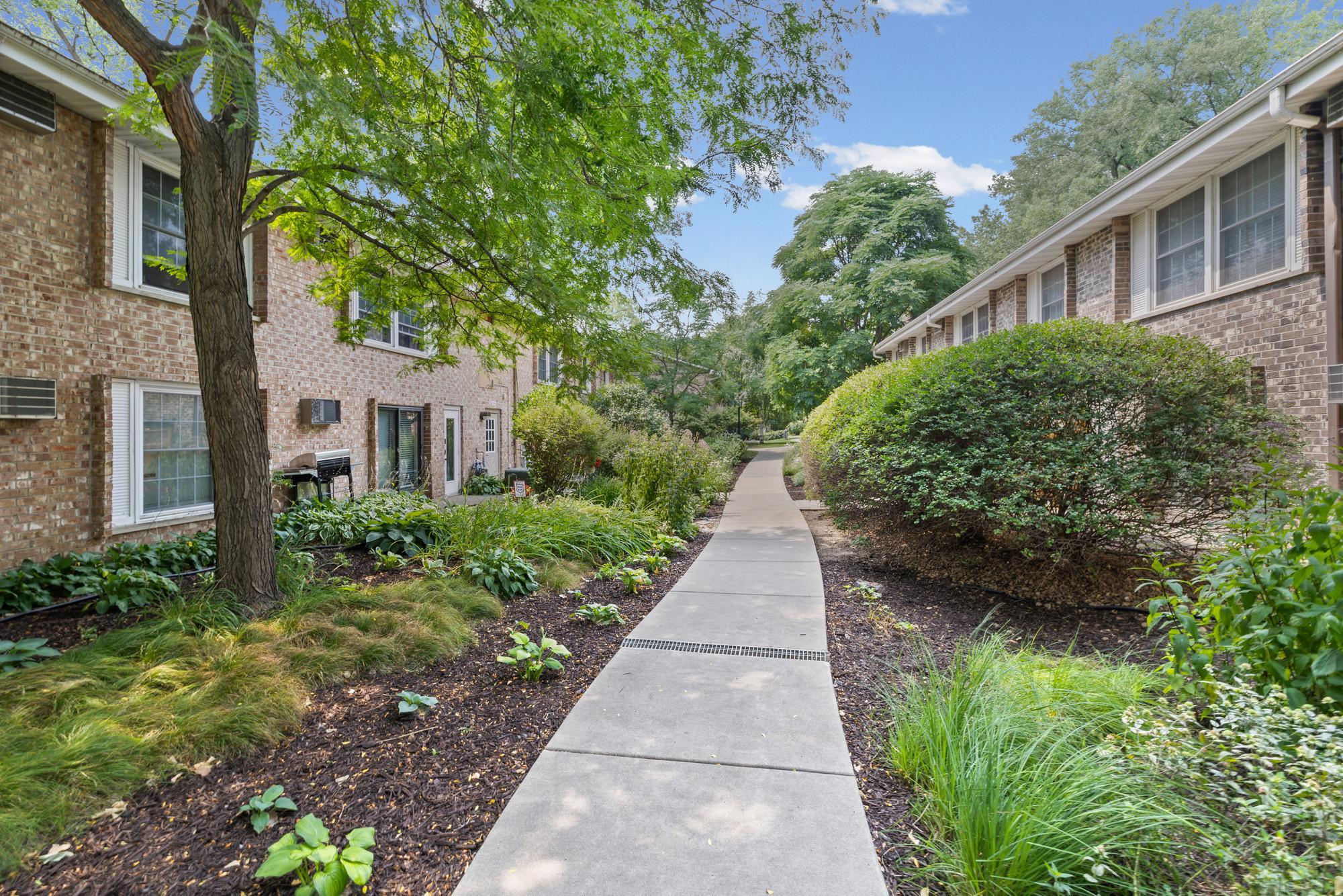 View of Residential at 4600 Cedar Lake Road #2, Saint Louis Park MN 55416, Saint Louis Park (28 of 31) - Mike Wilen | Minnesota Team Real Estate