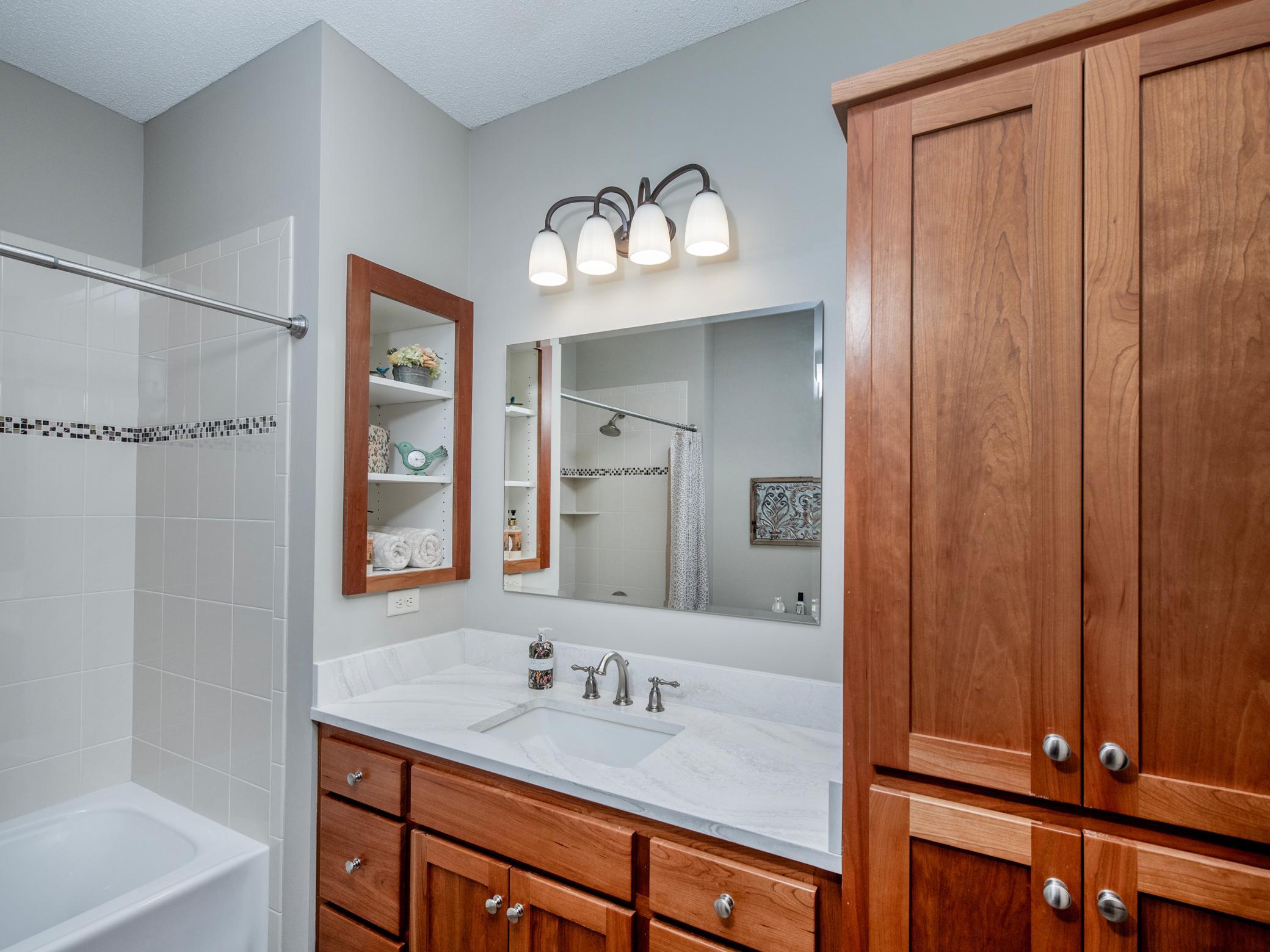 View of Residential at 2621 Cardinal Court, North Saint Paul MN 55109, North Saint Paul (20 of 37) - Mike Wilen | Minnesota Team Real Estate