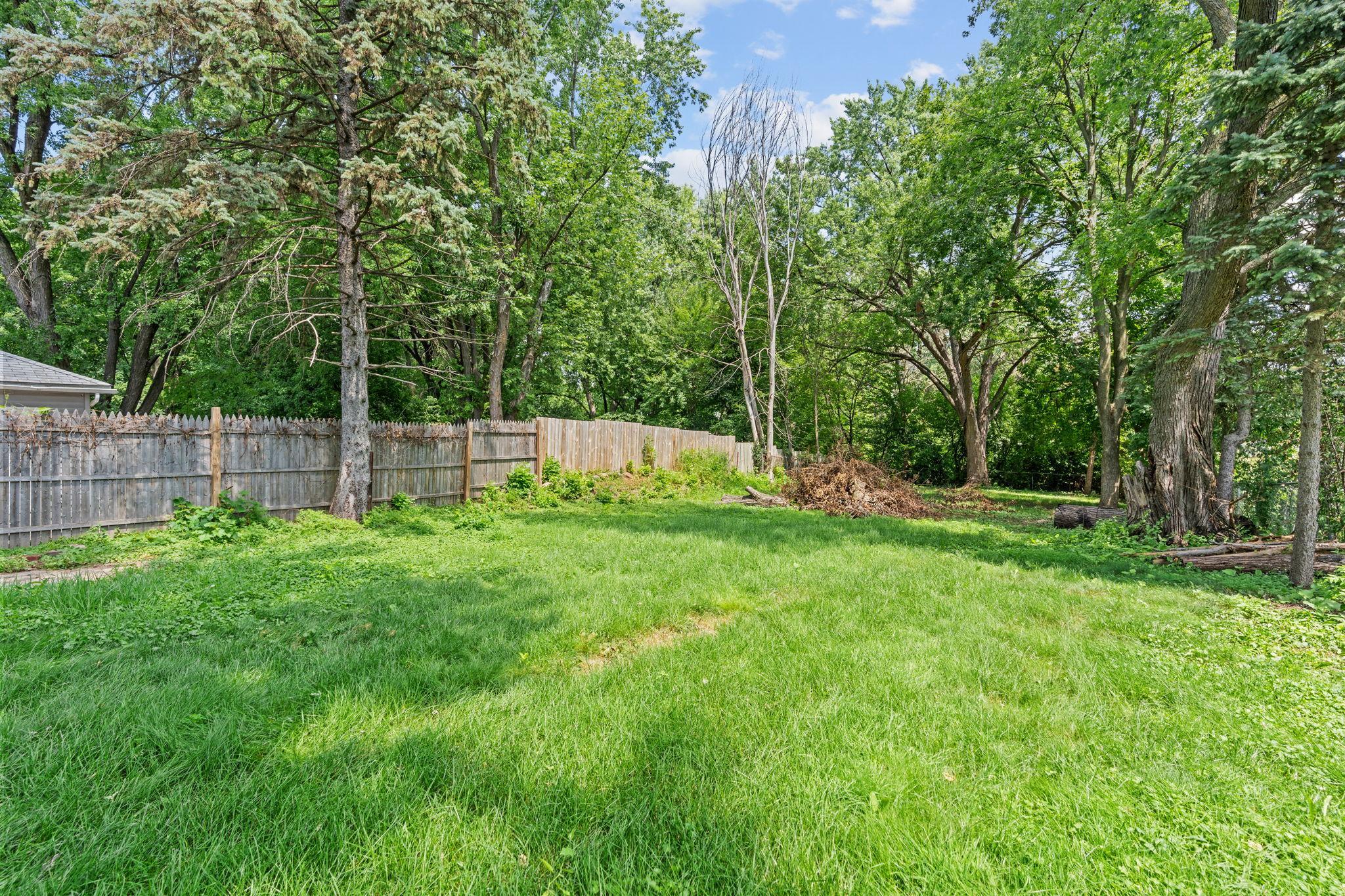 View of Residential at 1752 Flandrau Street, Maplewood MN 55109, Maplewood (48 of 50) - Mike Wilen | Minnesota Team Real Estate