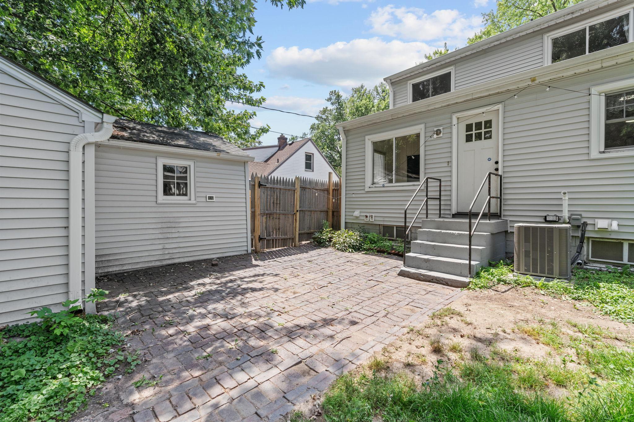 View of Residential at 1752 Flandrau Street, Maplewood MN 55109, Maplewood (43 of 50) - Mike Wilen | Minnesota Team Real Estate