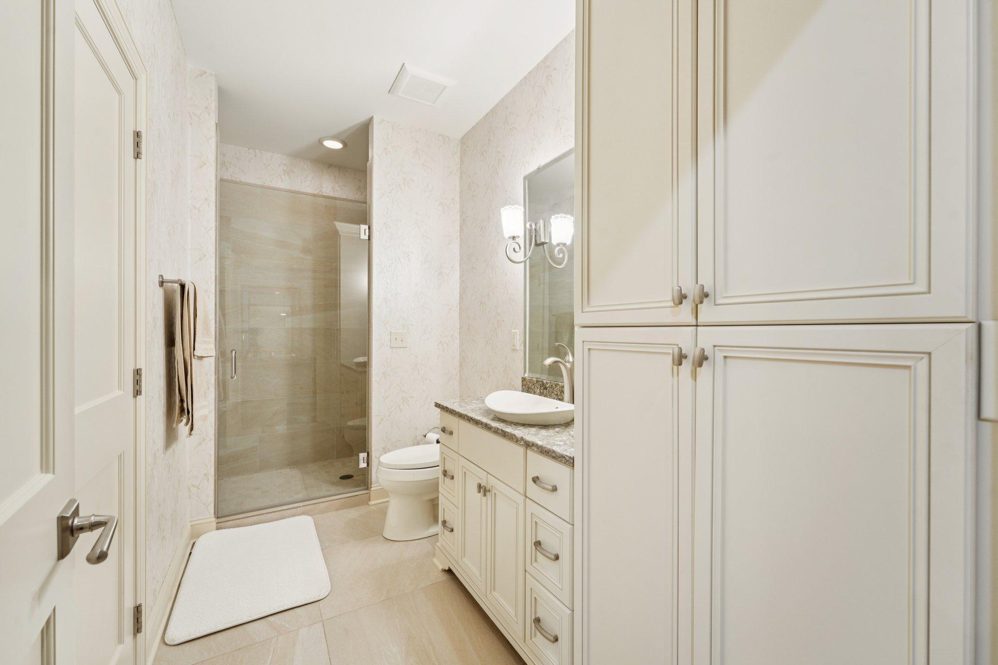 View of Residential at 875 Lake Street #212, Wayzata MN 55391, Wayzata (21 of 87) - Mike Wilen | Minnesota Team Real Estate
