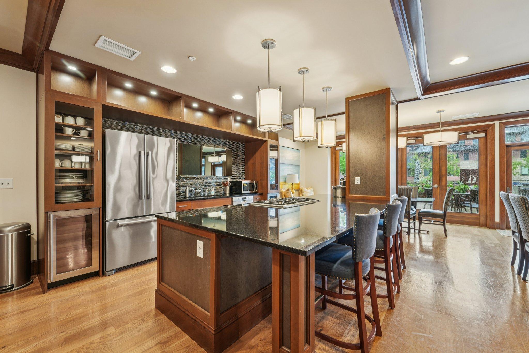 View of Residential at 875 Lake Street #212, Wayzata MN 55391, Wayzata (56 of 87) - Mike Wilen | Minnesota Team Real Estate