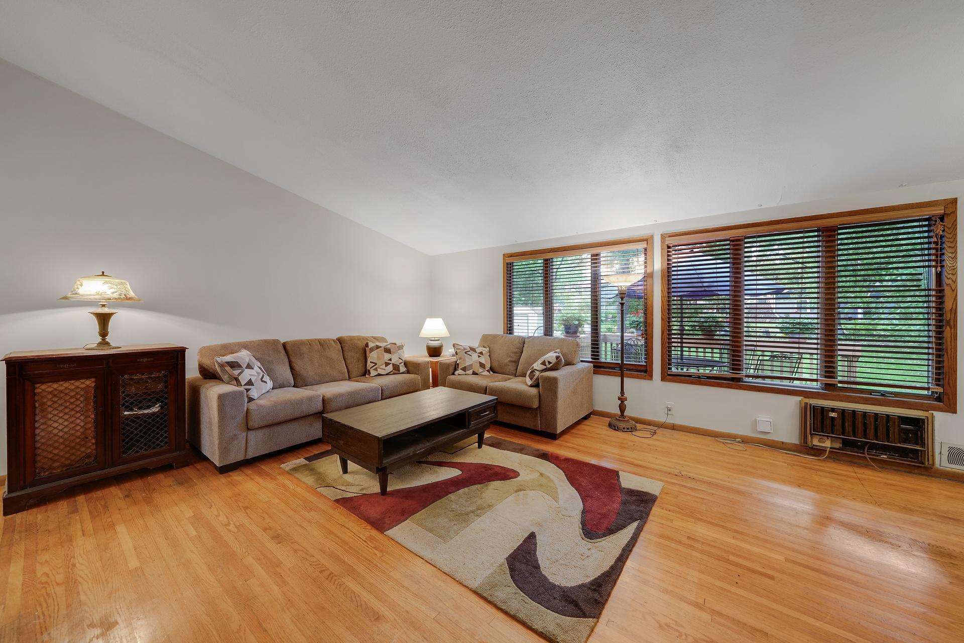 View of Residential at 6810 23rd Street, Saint Louis Park MN 55426, Saint Louis Park (5 of 31) - Mike Wilen | Minnesota Team Real Estate