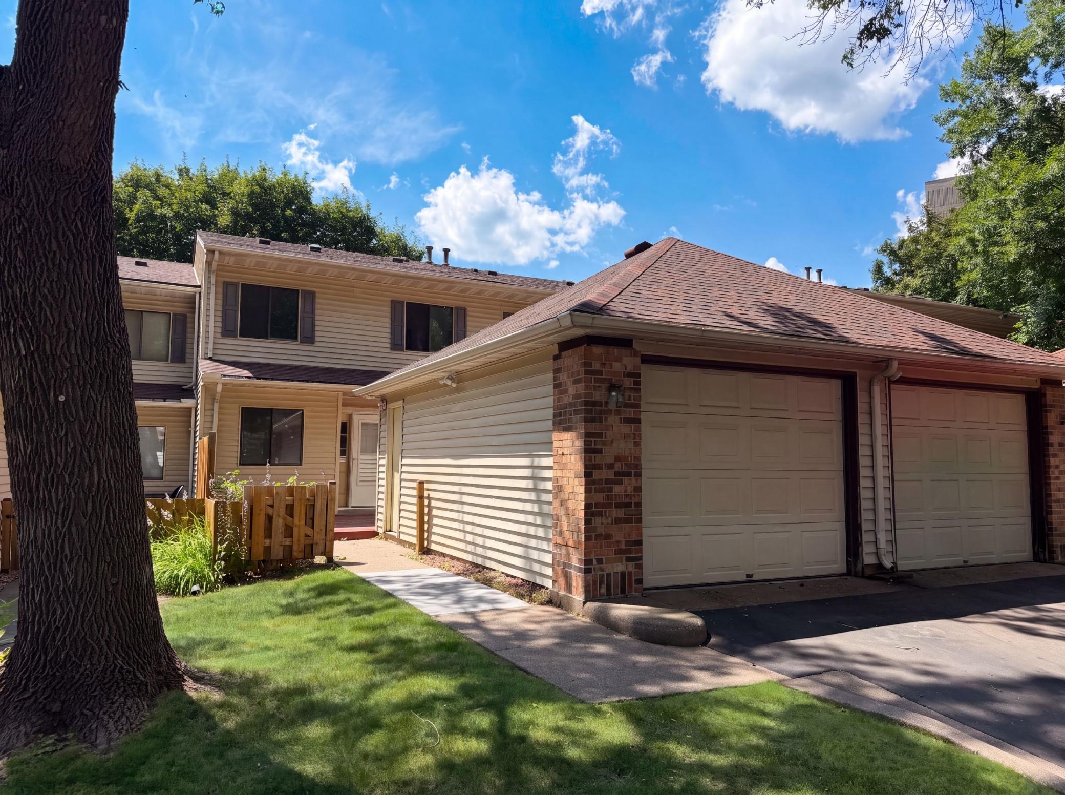 View of Residential at 201 Bridlewood Drive, Saint Paul MN 55119, Saint Paul (27 of 27) - Mike Wilen | Minnesota Team Real Estate