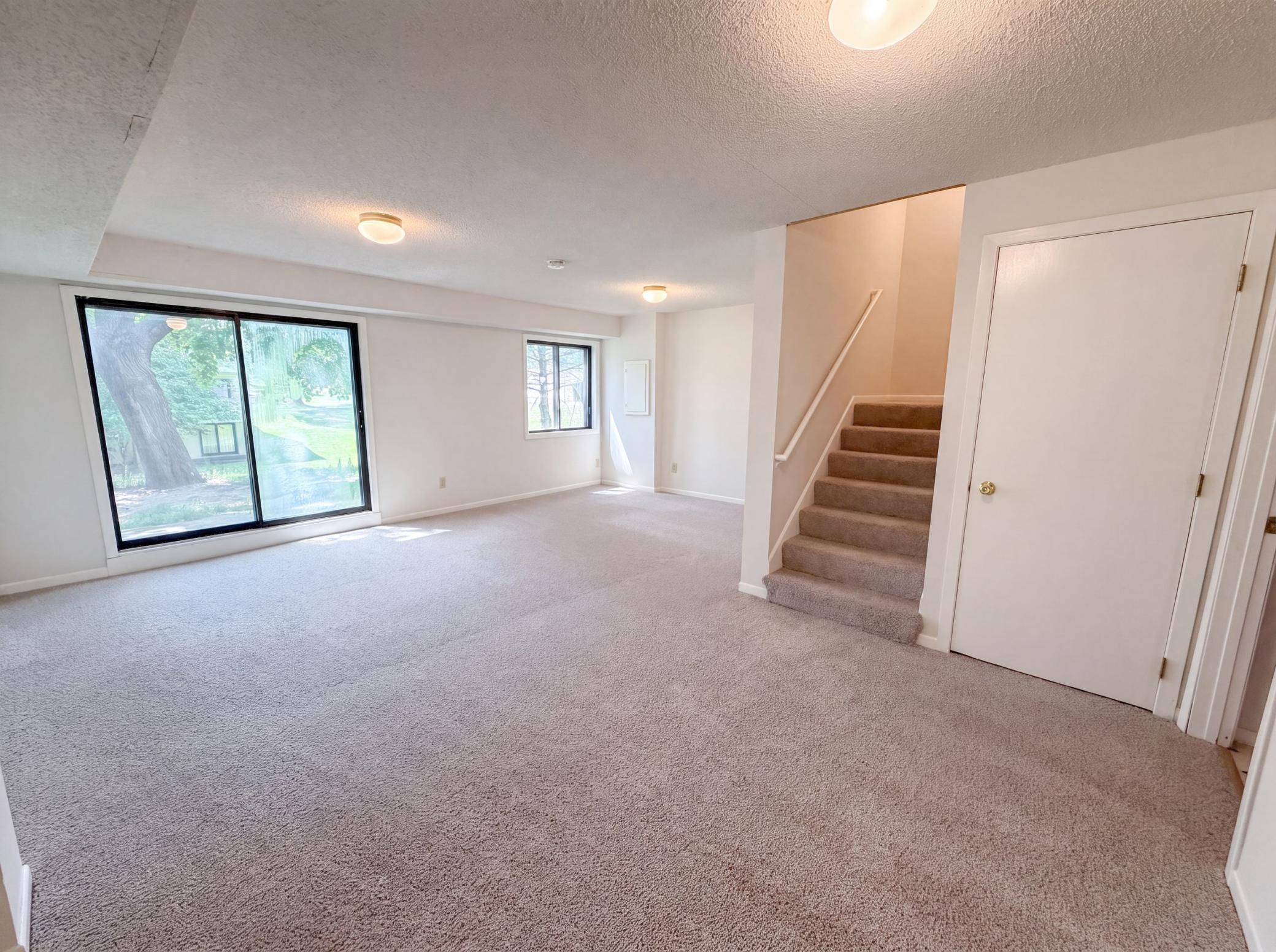 View of Residential at 201 Bridlewood Drive, Saint Paul MN 55119, Saint Paul (24 of 27) - Mike Wilen | Minnesota Team Real Estate