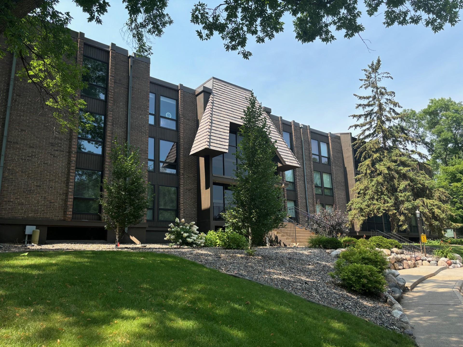 View of Residential at 6075 Lincoln Drive #201, Edina MN 55436, Edina - Mike Wilen | Minnesota Team Real Estate