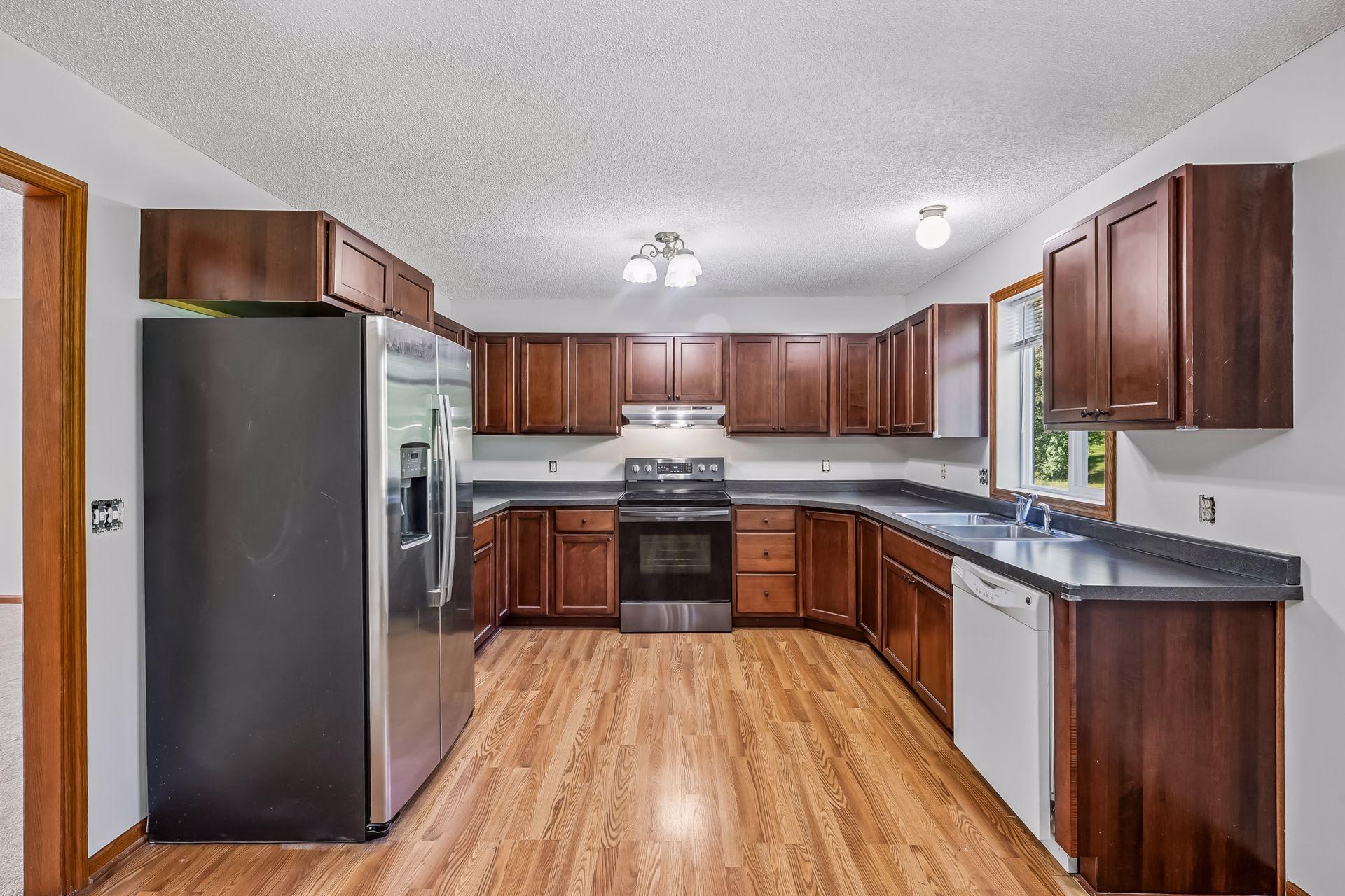 View of Commercial Sale at 417 Hunter Drive, Watertown MN 55388, Watertown (17 of 41) - Mike Wilen | Minnesota Team Real Estate