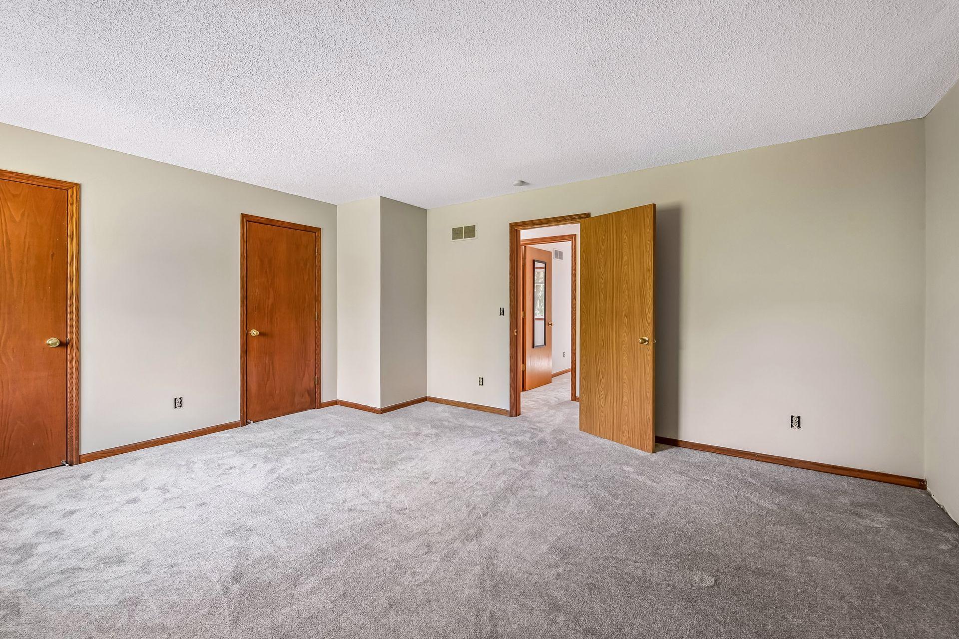View of Commercial Sale at 417 Hunter Drive, Watertown MN 55388, Watertown (27 of 41) - Mike Wilen | Minnesota Team Real Estate