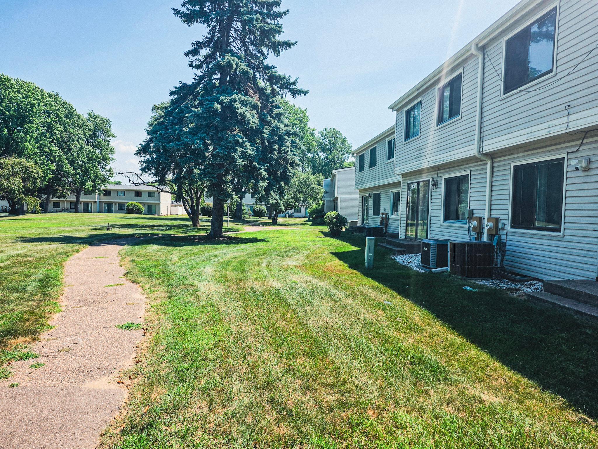 View of Residential at 7618 Hampshire Avenue, Brooklyn Park MN 55428, Brooklyn Park (35 of 37) - Mike Wilen | Minnesota Team Real Estate