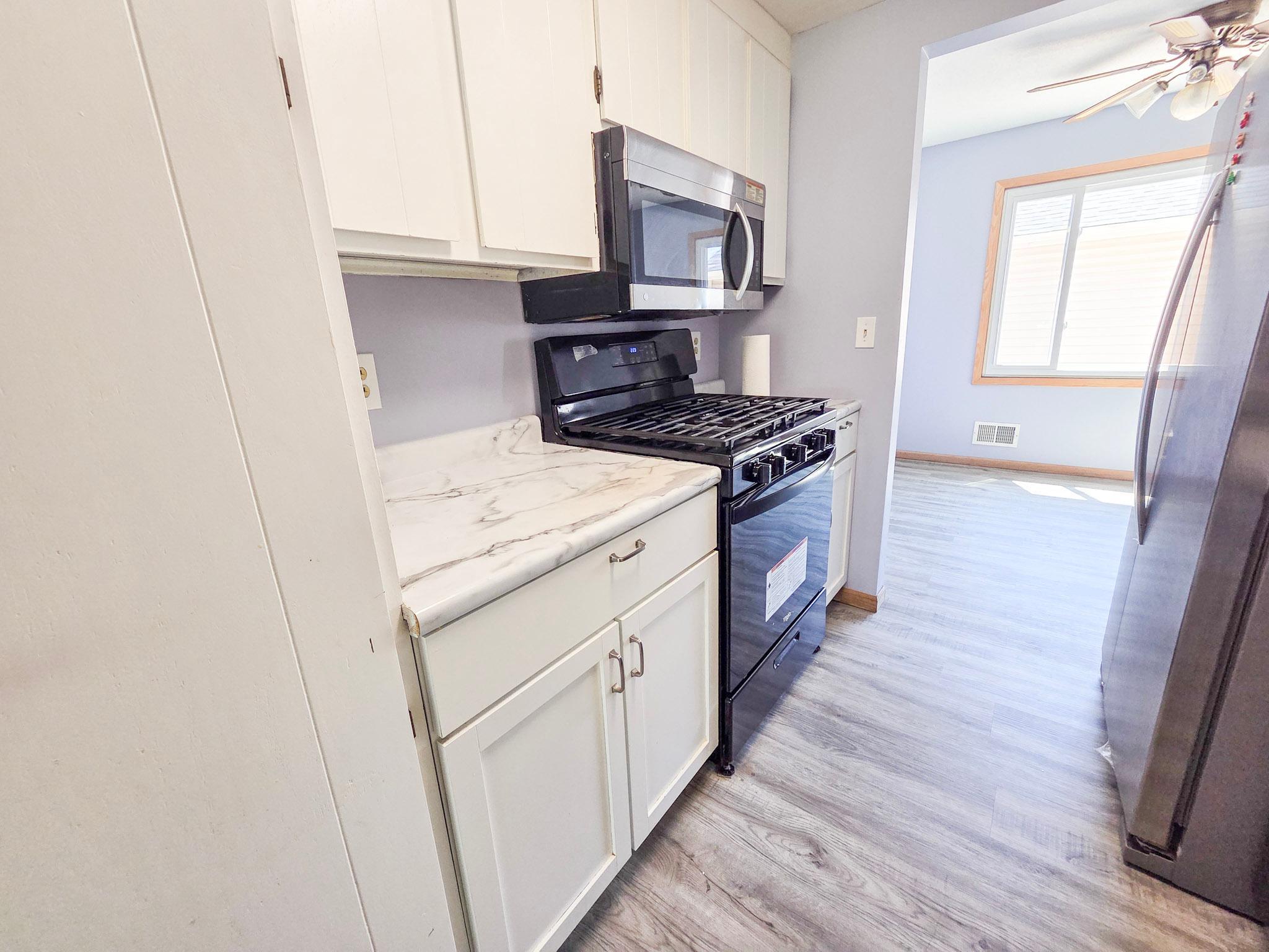 View of Residential at 7618 Hampshire Avenue, Brooklyn Park MN 55428, Brooklyn Park (12 of 37) - Mike Wilen | Minnesota Team Real Estate