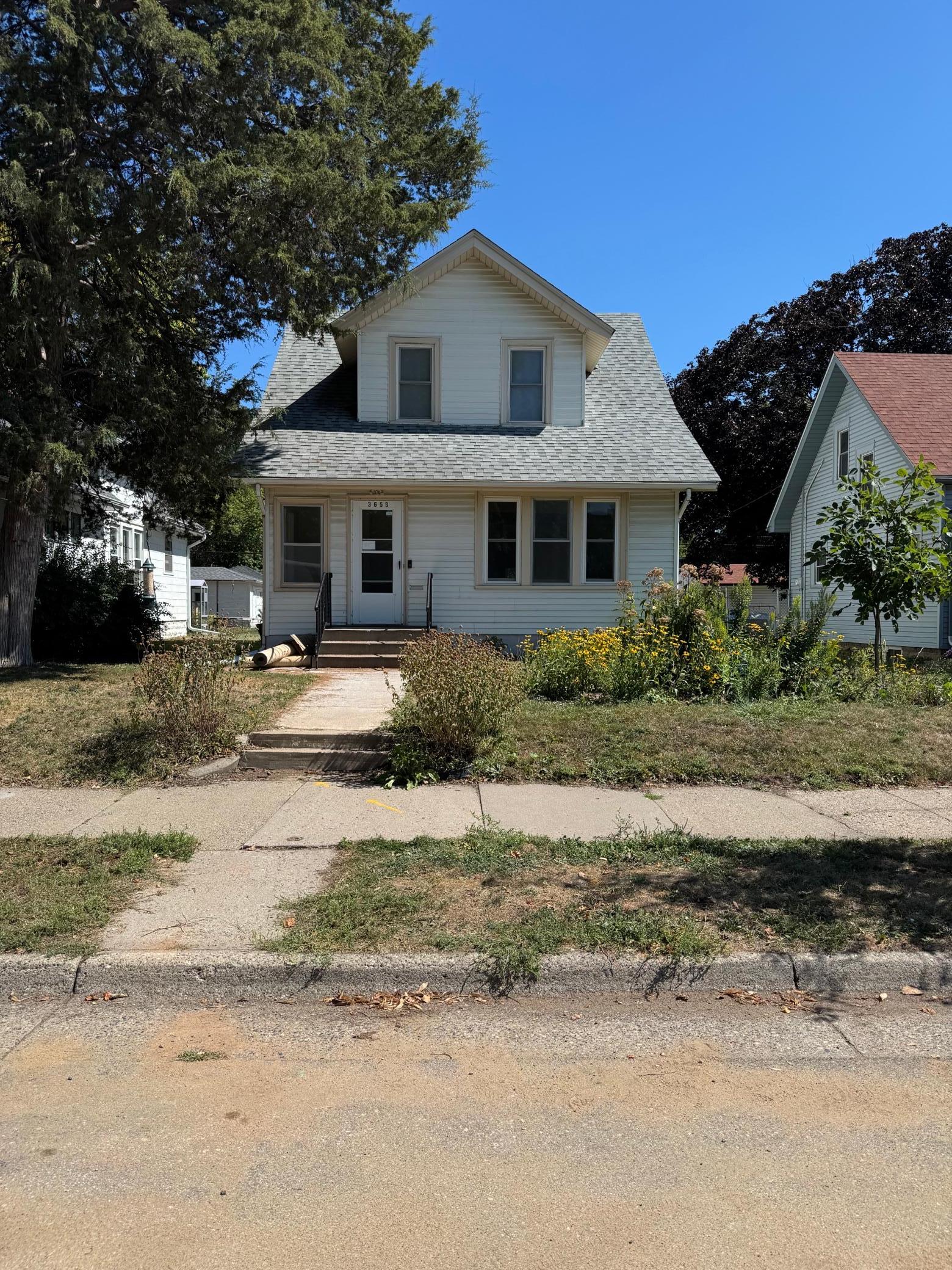 View of Residential at 3653 33rd Avenue, Minneapolis MN 55406, Minneapolis - Mike Wilen | Minnesota Team Real Estate