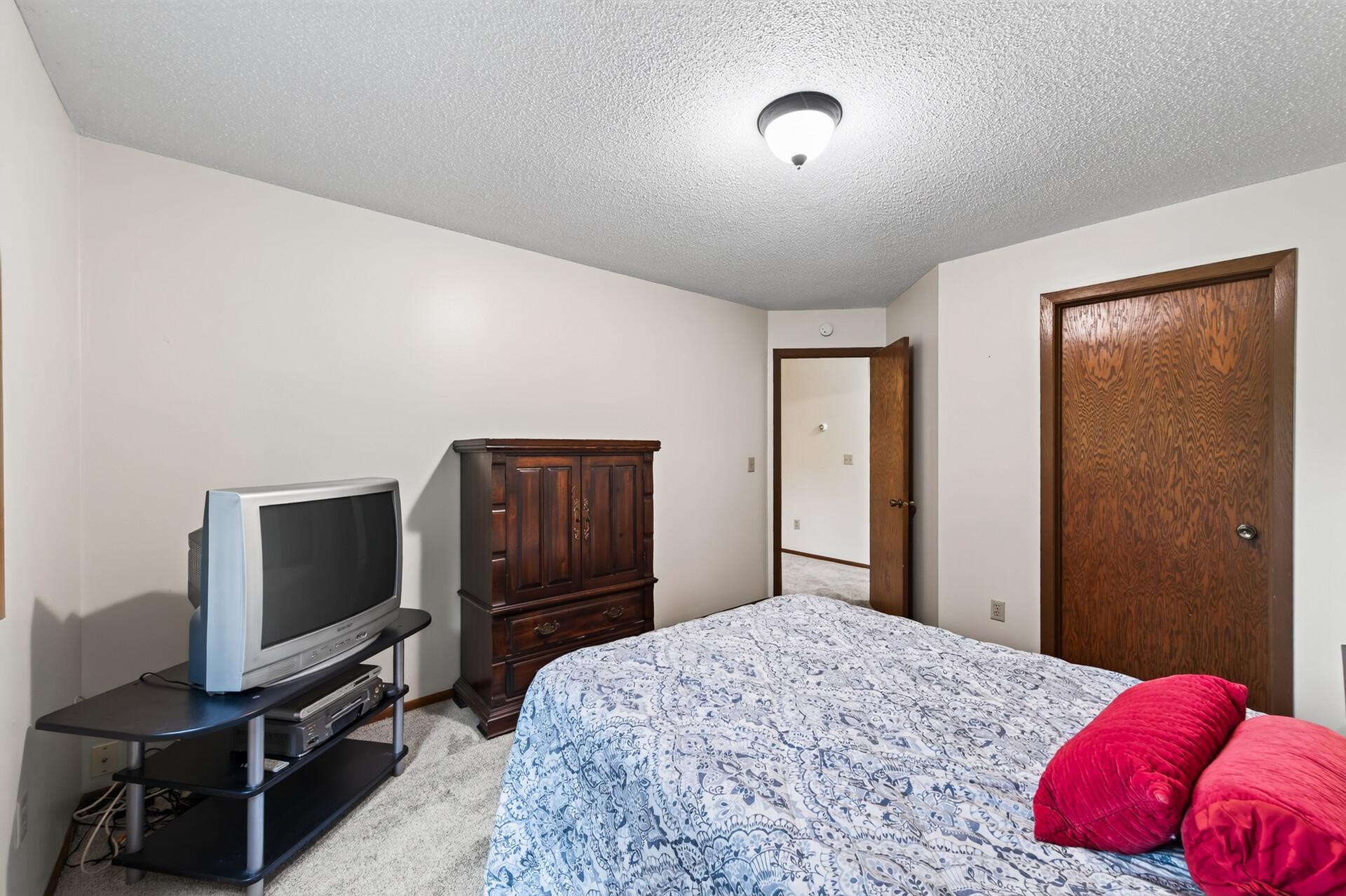 View of Residential at 500 Etna Street #102, Saint Paul MN 55106, Saint Paul (19 of 34) - Mike Wilen | Minnesota Team Real Estate