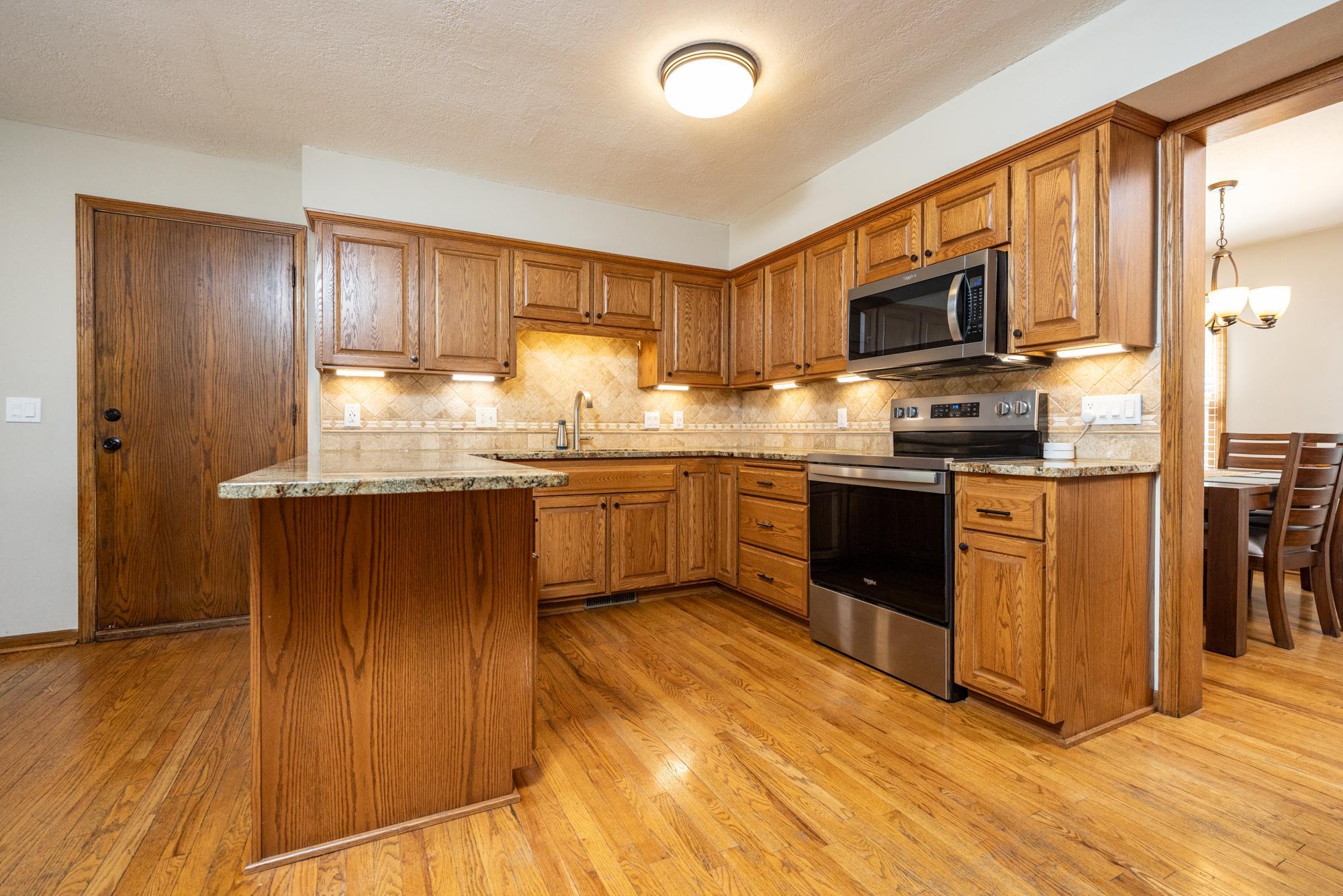 View of Residential at 6991 Raven Court, Eden Prairie MN 55346, Eden Prairie (2 of 35) - Mike Wilen | Minnesota Team Real Estate