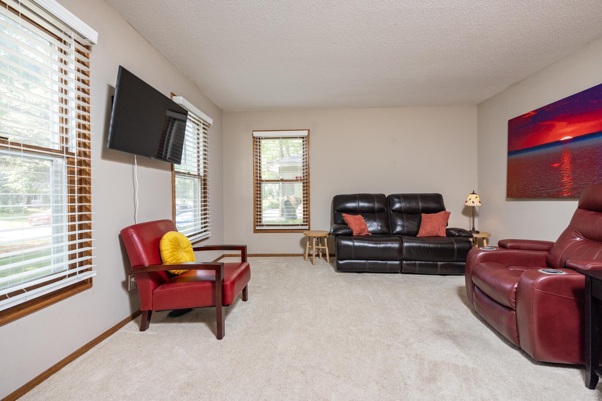 View of Residential at 6991 Raven Court, Eden Prairie MN 55346, Eden Prairie (14 of 35) - Mike Wilen | Minnesota Team Real Estate