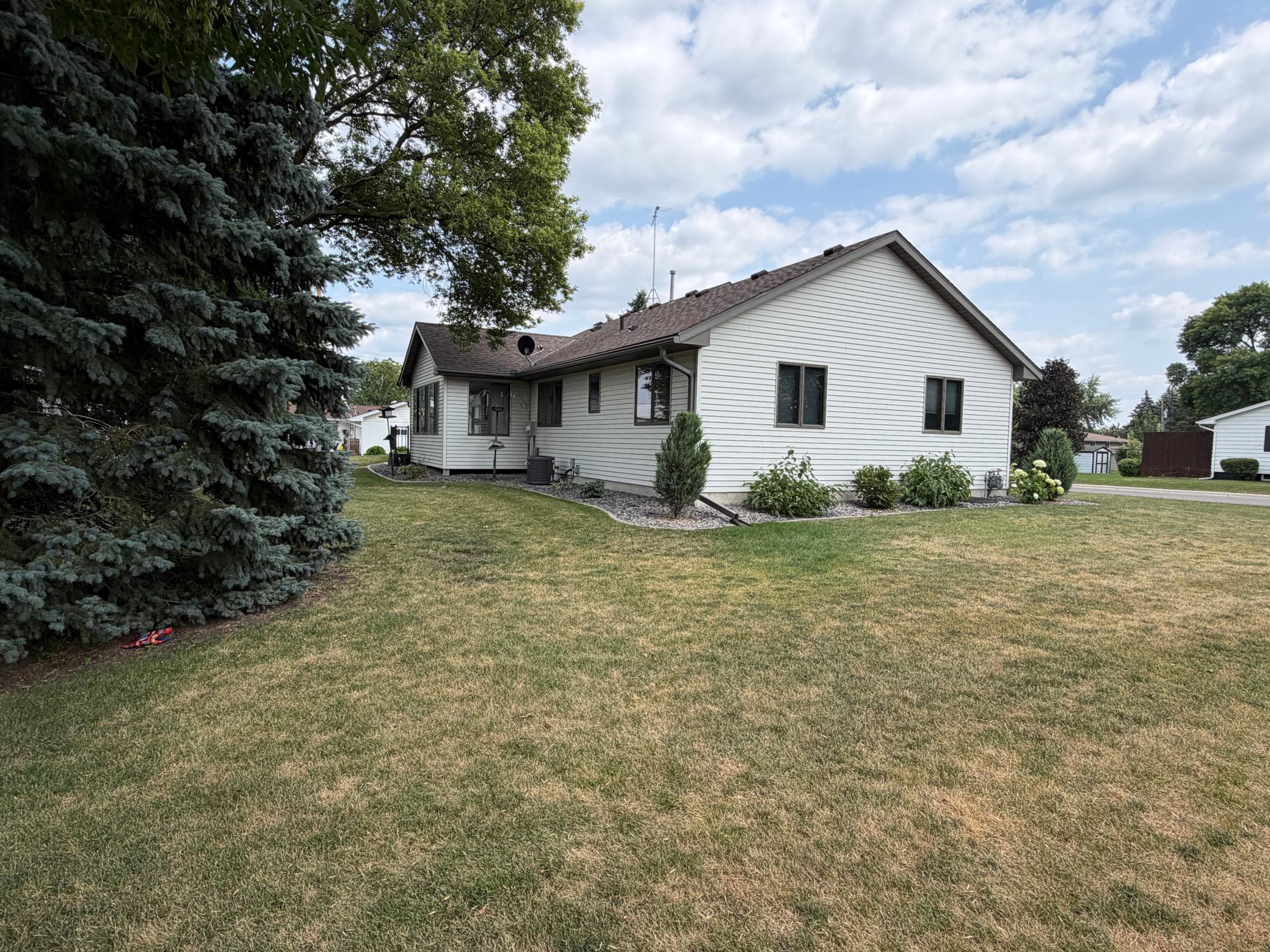 View of Residential at 10 George Street, Maple Lake MN 55358, Maple Lake (25 of 30) - Mike Wilen | Minnesota Team Real Estate