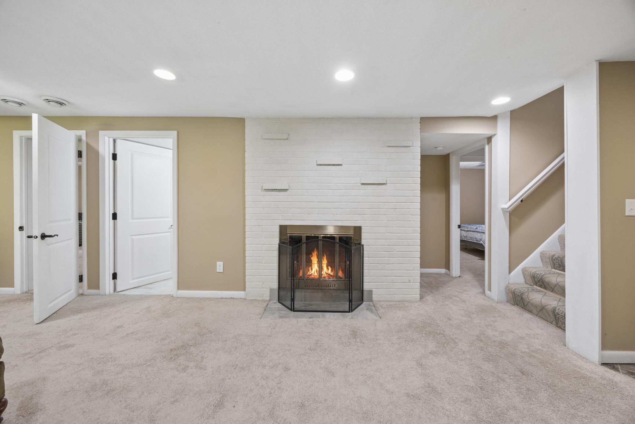 View of Residential at 1425 Orkla Drive, Golden Valley MN 55427, Golden Valley (24 of 36) - Mike Wilen | Minnesota Team Real Estate