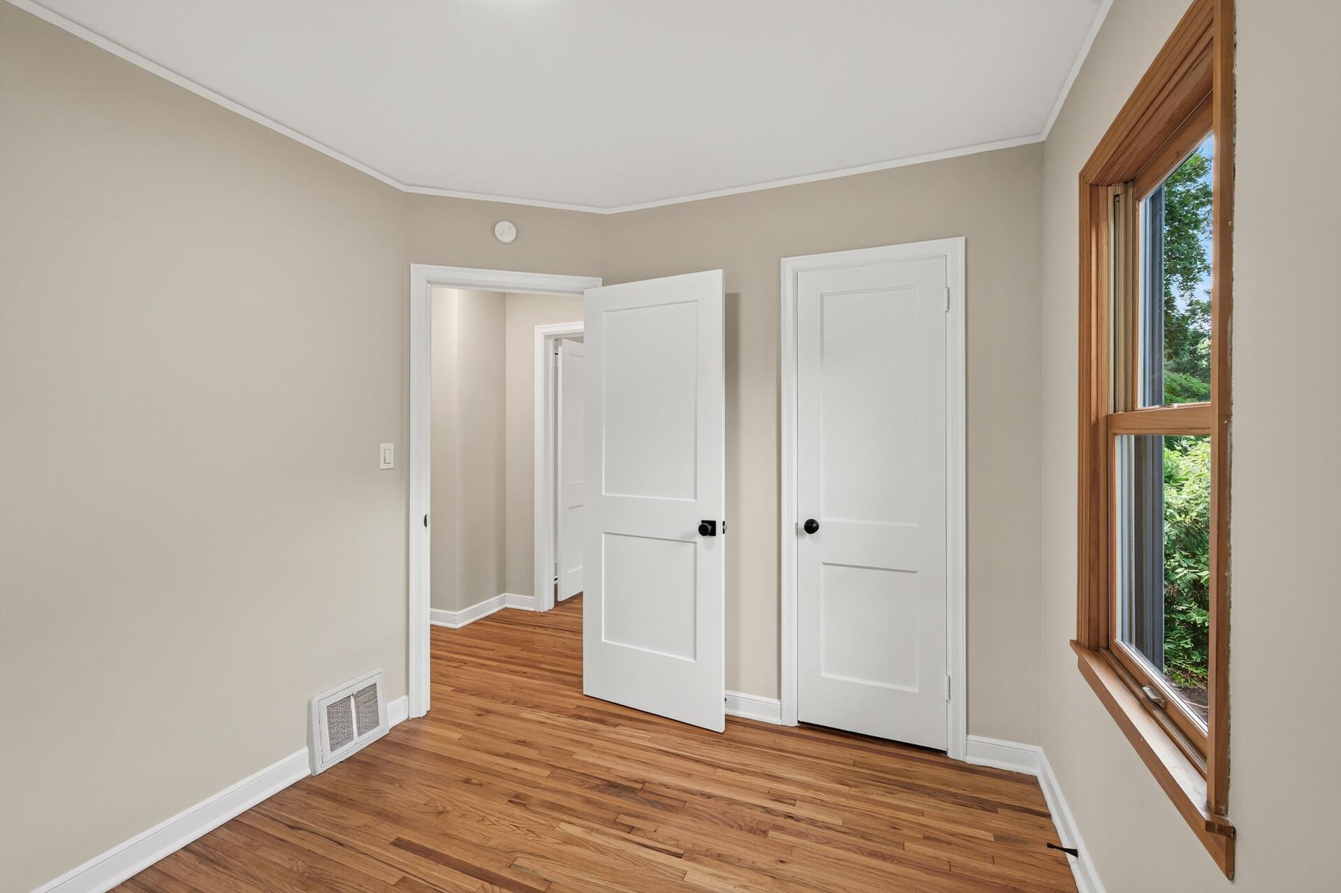View of Residential at 4513 30th Avenue, Minneapolis MN 55406, Minneapolis (12 of 32) - Mike Wilen | Minnesota Team Real Estate