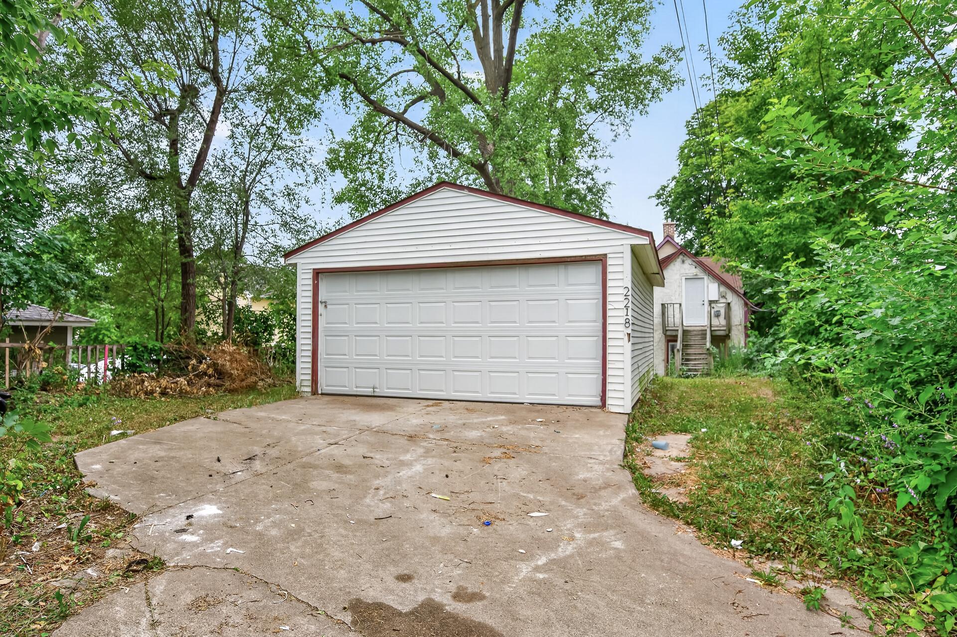 View of Residential Income at 2218 Irving Avenue, Minneapolis MN 55411, Minneapolis (27 of 38) - Mike Wilen | Minnesota Team Real Estate