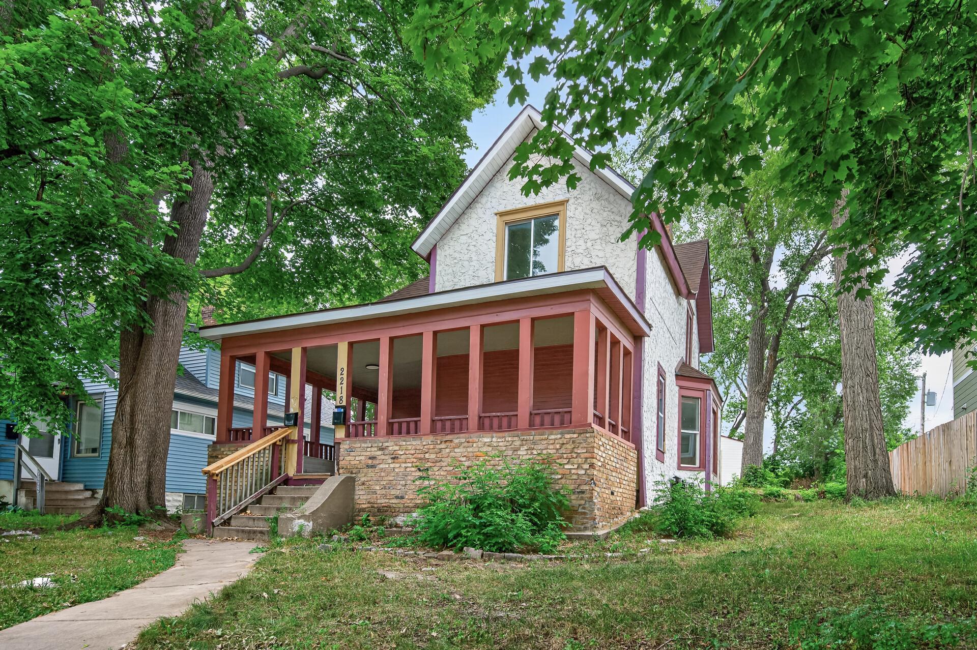 View of Residential Income at 2218 Irving Avenue, Minneapolis MN 55411, Minneapolis (2 of 38) - Mike Wilen | Minnesota Team Real Estate