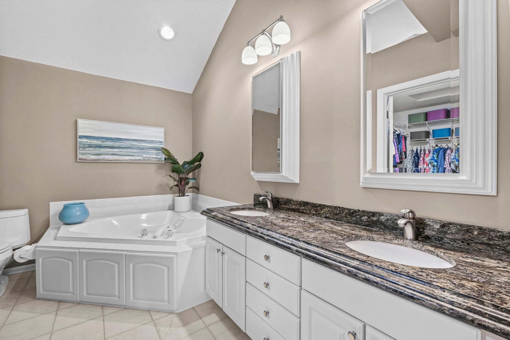 View of Residential at 11148 Wyoming Road, Bloomington MN 55438, Bloomington (31 of 56) - Mike Wilen | Minnesota Team Real Estate