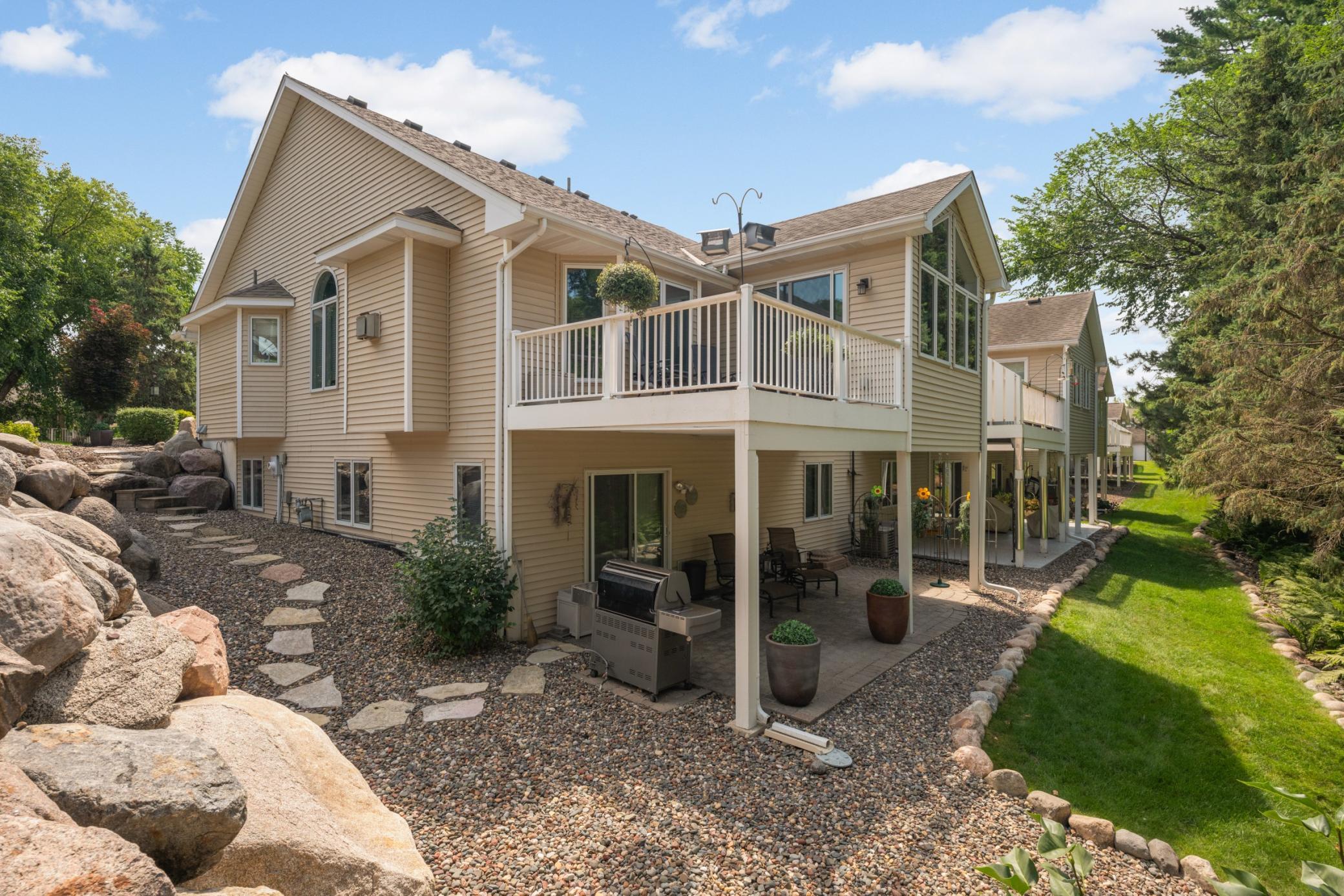 View of Residential at 11148 Wyoming Road, Bloomington MN 55438, Bloomington (49 of 56) - Mike Wilen | Minnesota Team Real Estate