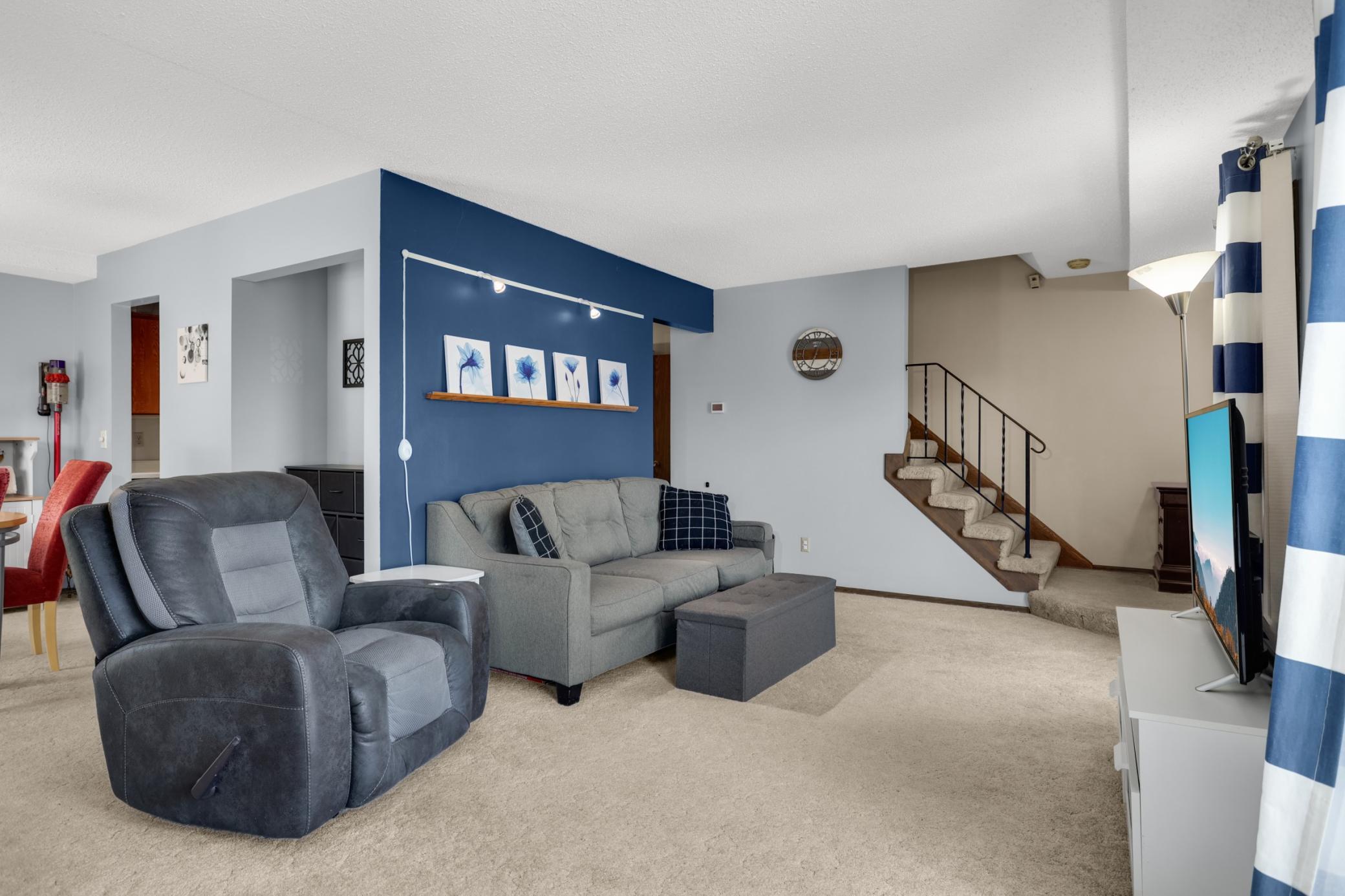 View of Residential at 2201 Stroden Circle, Golden Valley MN 55427, Golden Valley (4 of 35) - Mike Wilen | Minnesota Team Real Estate