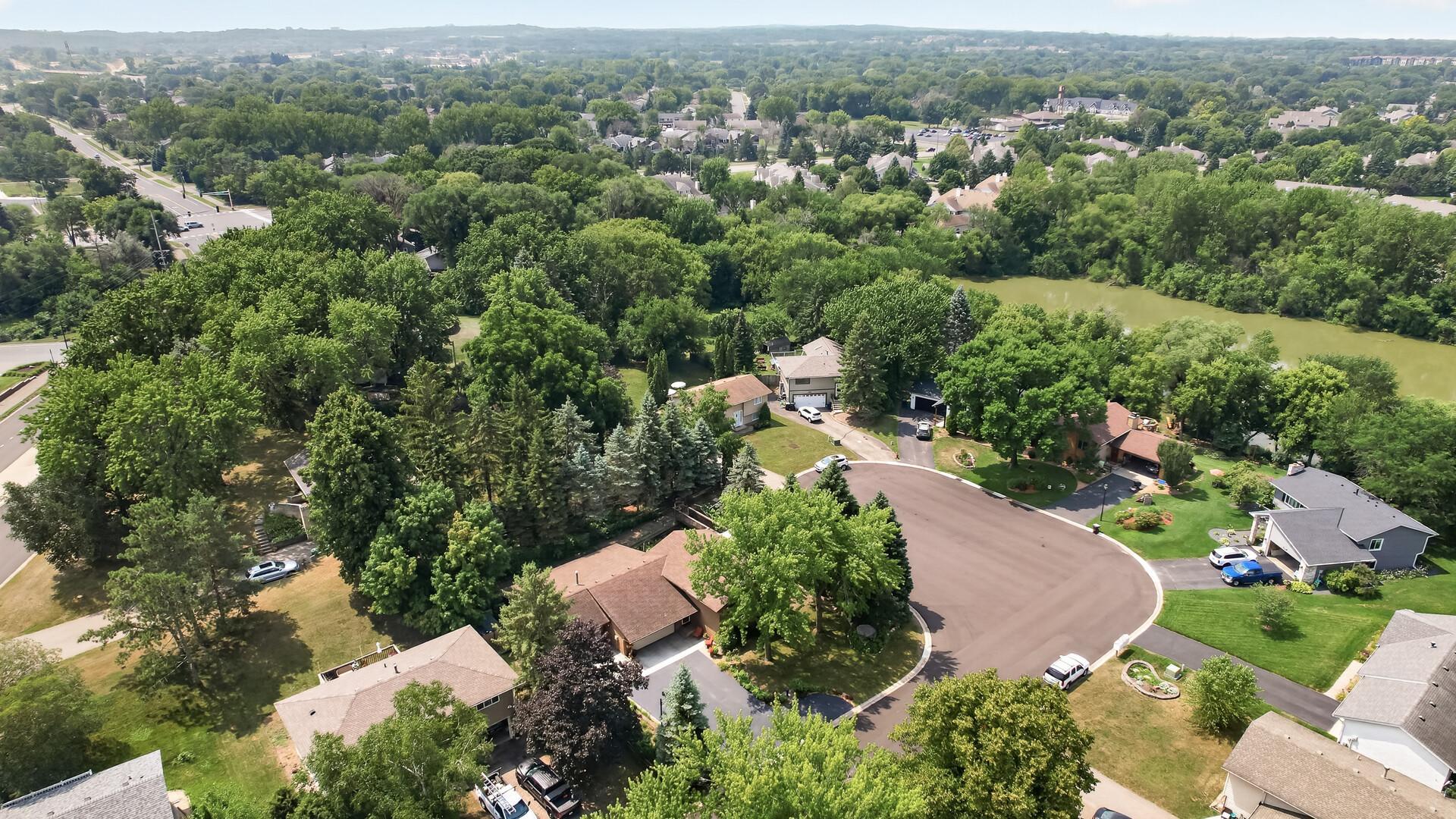 View of Residential at 1838 Kathryn Circle, Eagan MN 55122, Eagan (57 of 60) - Mike Wilen | Minnesota Team Real Estate