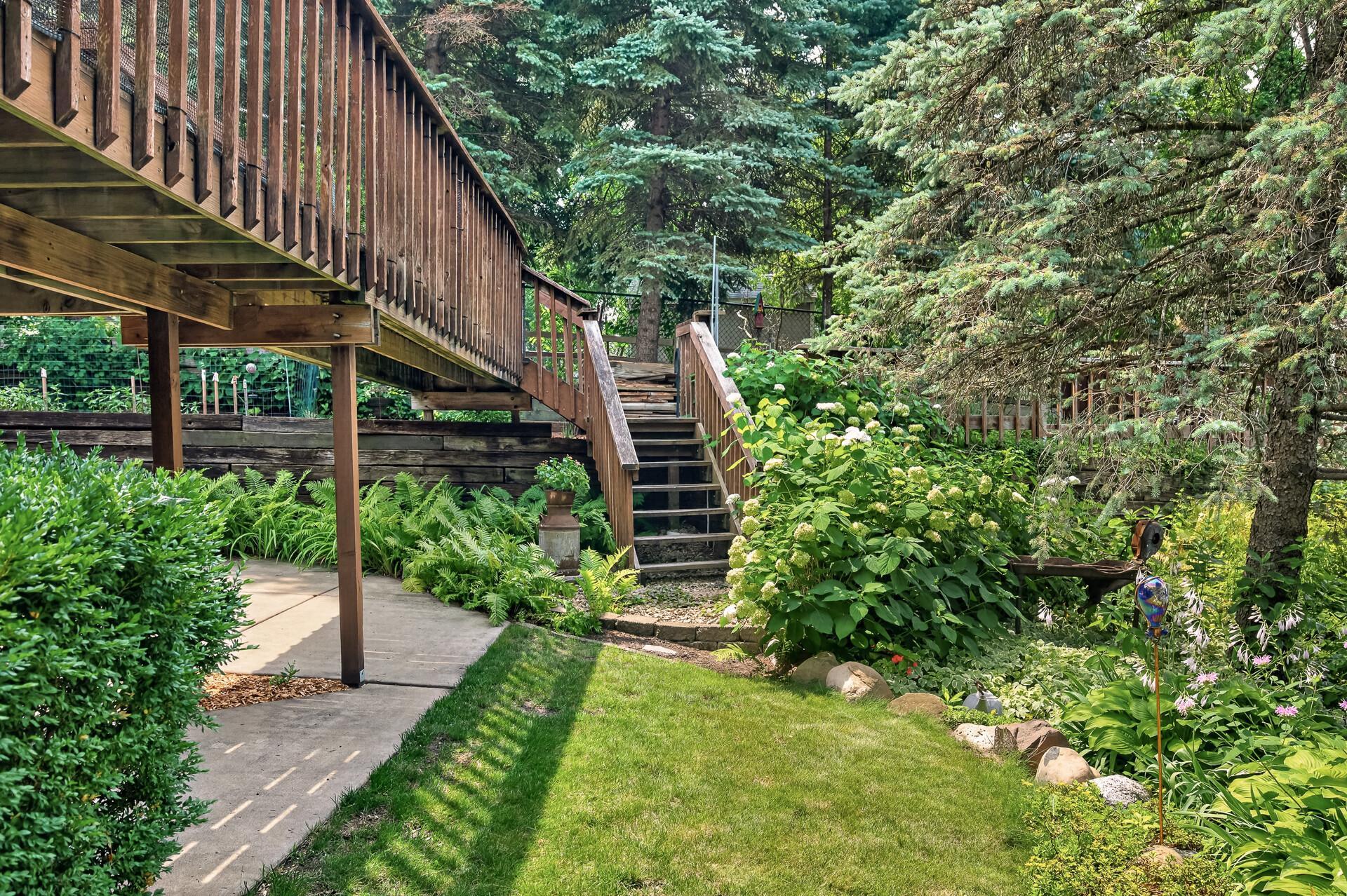 View of Residential at 1838 Kathryn Circle, Eagan MN 55122, Eagan (38 of 60) - Mike Wilen | Minnesota Team Real Estate