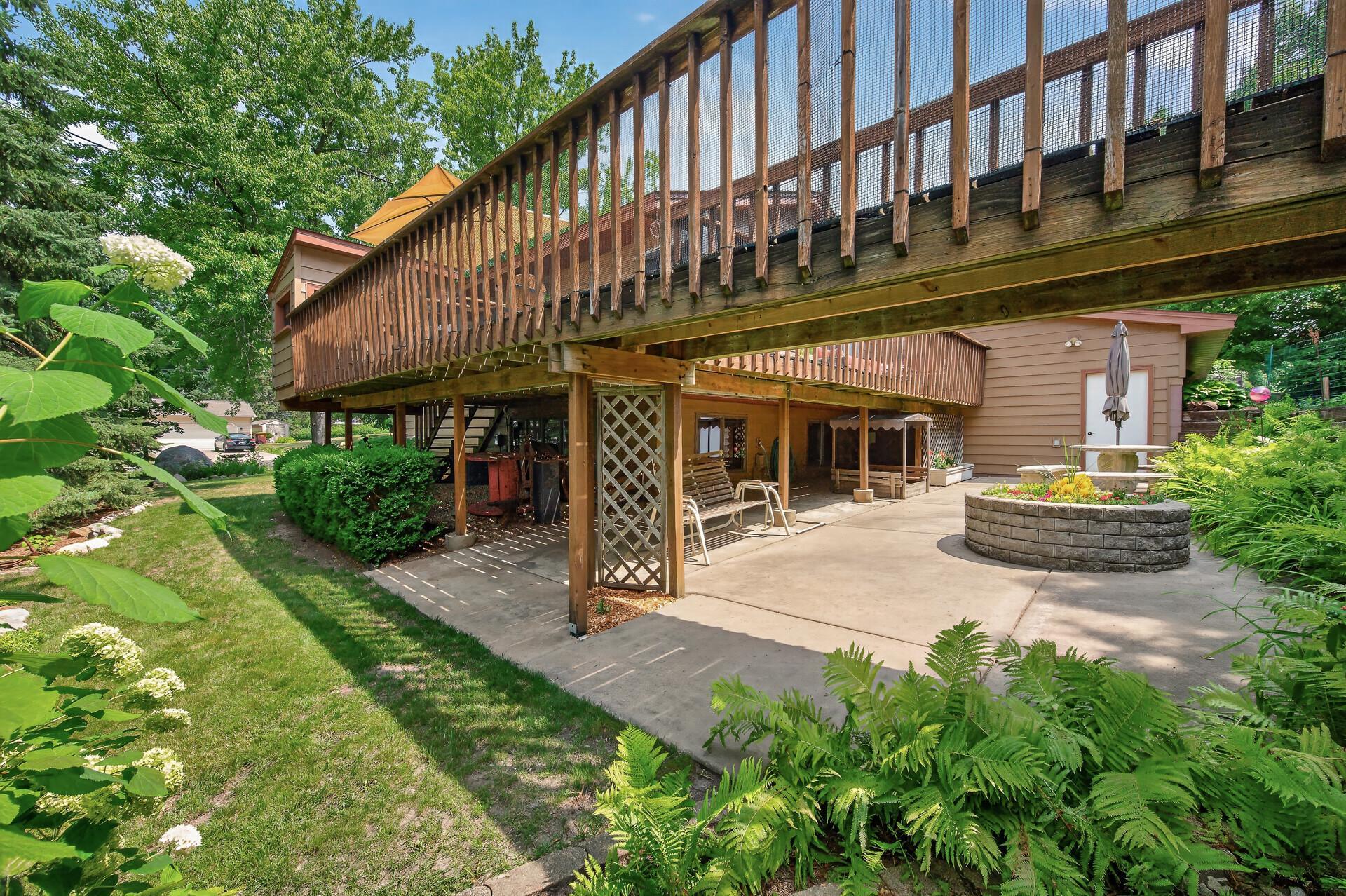 View of Residential at 1838 Kathryn Circle, Eagan MN 55122, Eagan (37 of 60) - Mike Wilen | Minnesota Team Real Estate