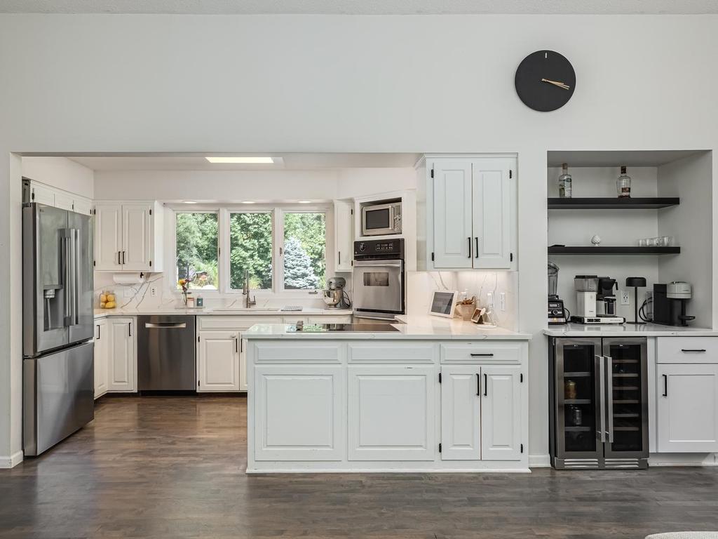 View of Residential at 335 Pineview Lane, Plymouth MN 55441, Plymouth (16 of 37) - Mike Wilen | Minnesota Team Real Estate