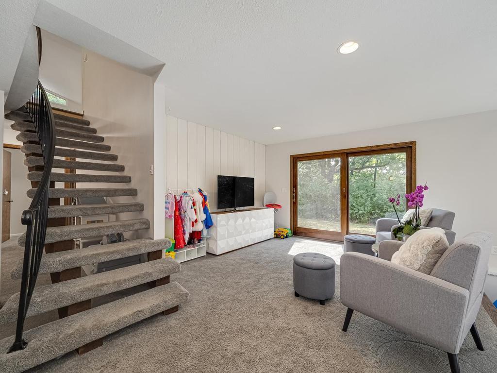 View of Residential at 335 Pineview Lane, Plymouth MN 55441, Plymouth (28 of 37) - Mike Wilen | Minnesota Team Real Estate