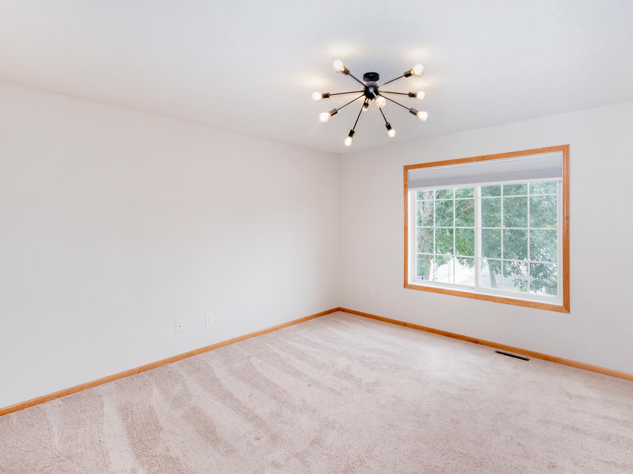 View of Residential at 11011 Oak Grove Circle #B, Woodbury MN 55129, Woodbury (31 of 39) - Mike Wilen | Minnesota Team Real Estate