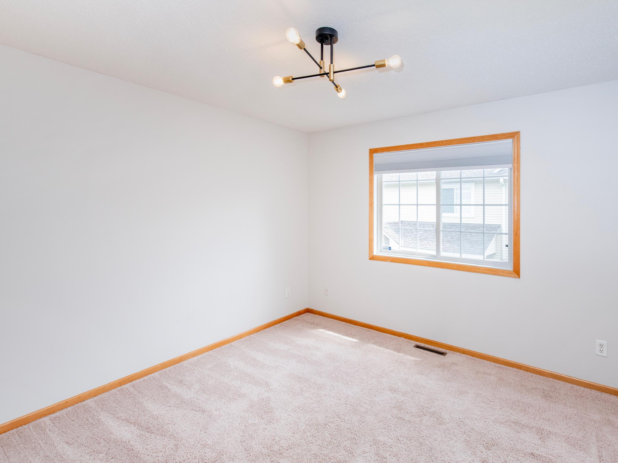 View of Residential at 11011 Oak Grove Circle #B, Woodbury MN 55129, Woodbury (26 of 39) - Mike Wilen | Minnesota Team Real Estate