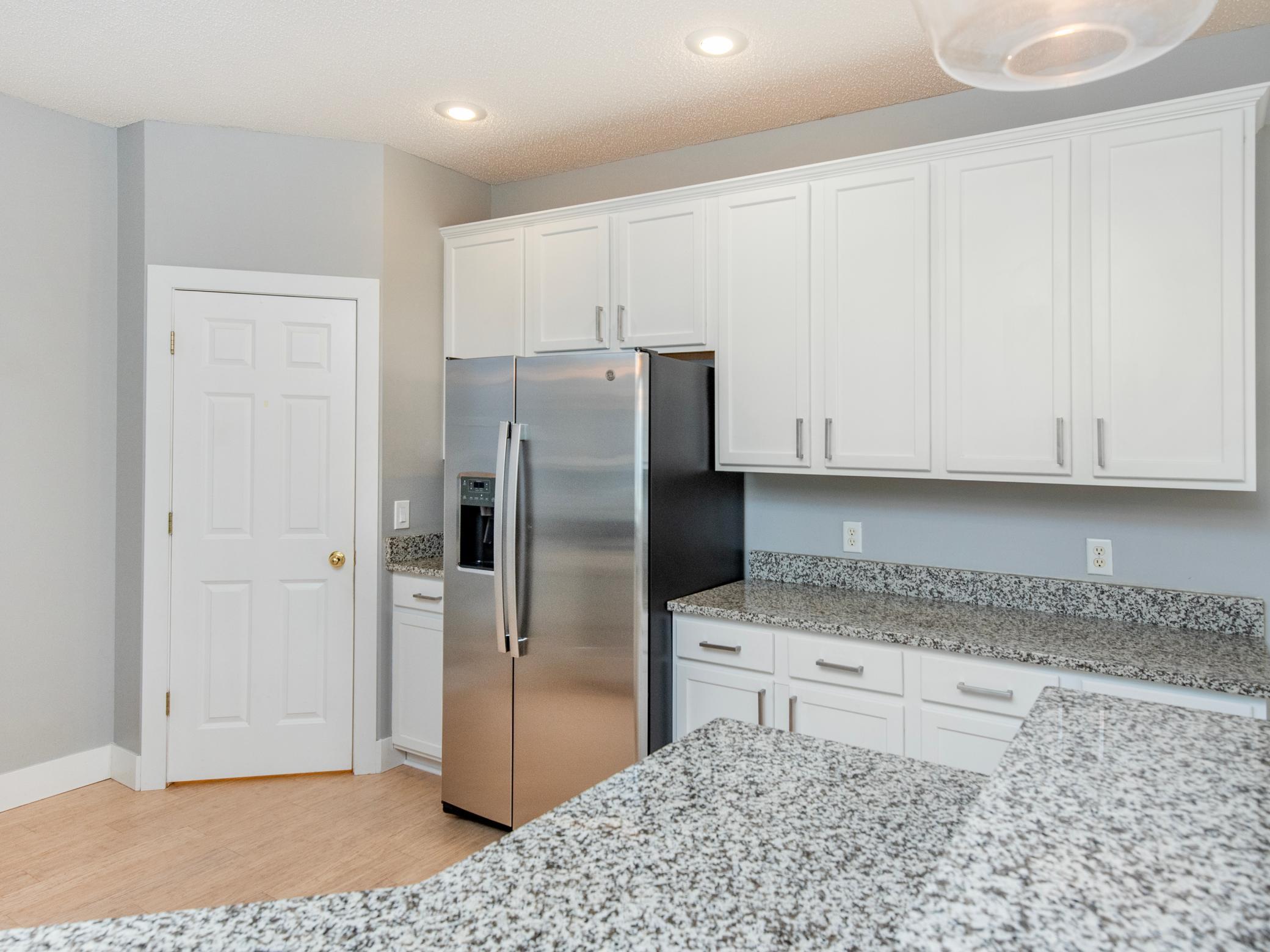 View of Residential at 11011 Oak Grove Circle #B, Woodbury MN 55129, Woodbury (19 of 39) - Mike Wilen | Minnesota Team Real Estate