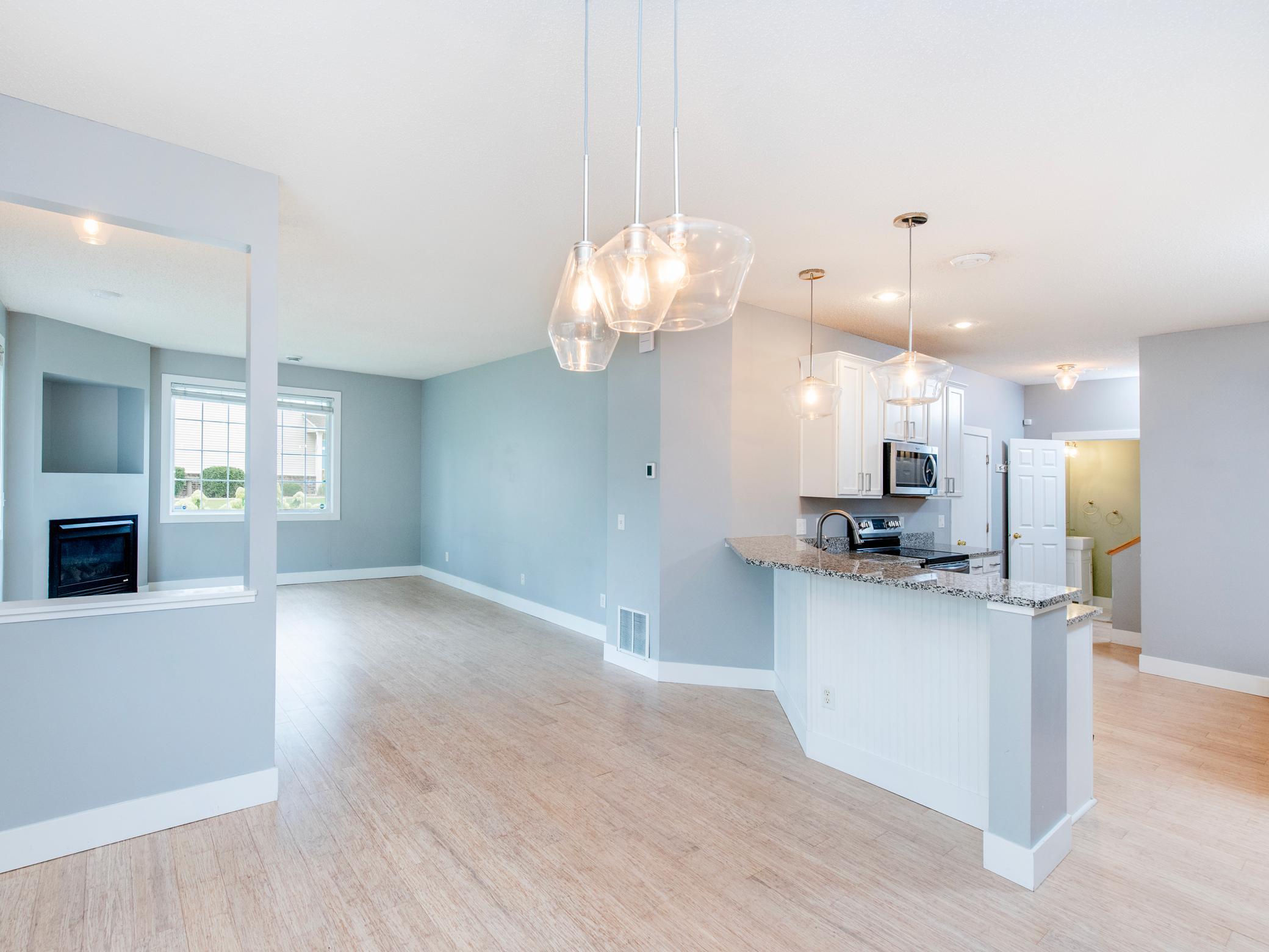 View of Residential at 11011 Oak Grove Circle #B, Woodbury MN 55129, Woodbury (17 of 39) - Mike Wilen | Minnesota Team Real Estate