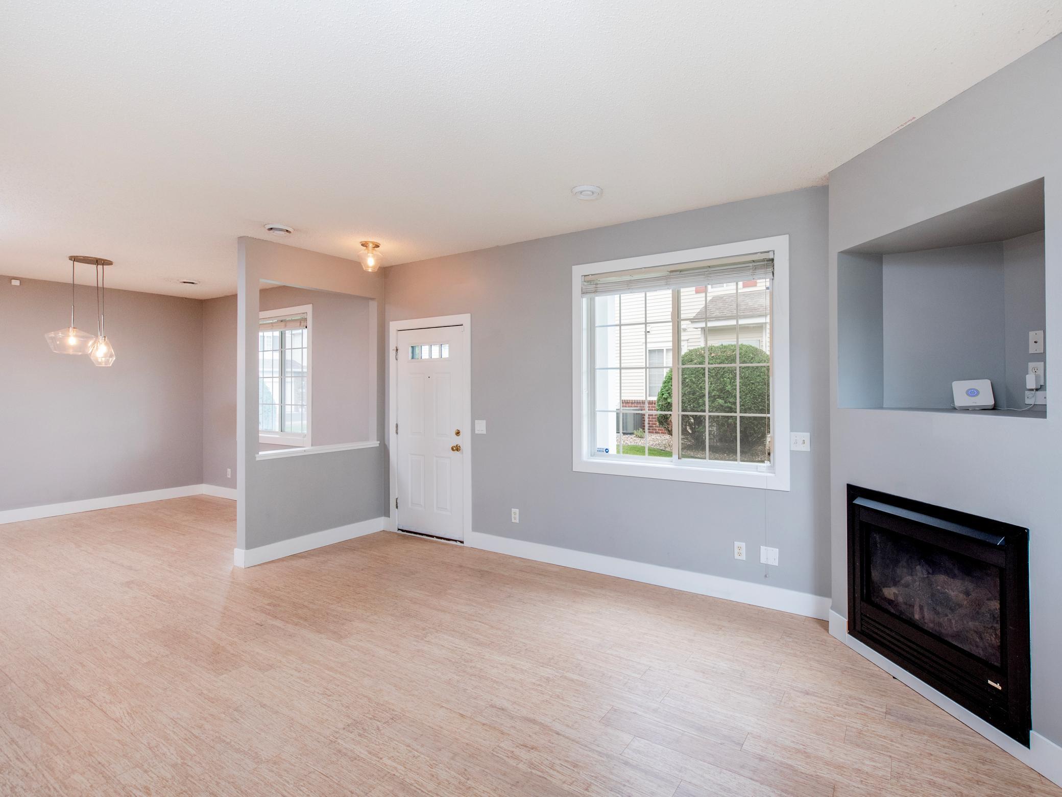 View of Residential at 11011 Oak Grove Circle #B, Woodbury MN 55129, Woodbury (13 of 39) - Mike Wilen | Minnesota Team Real Estate