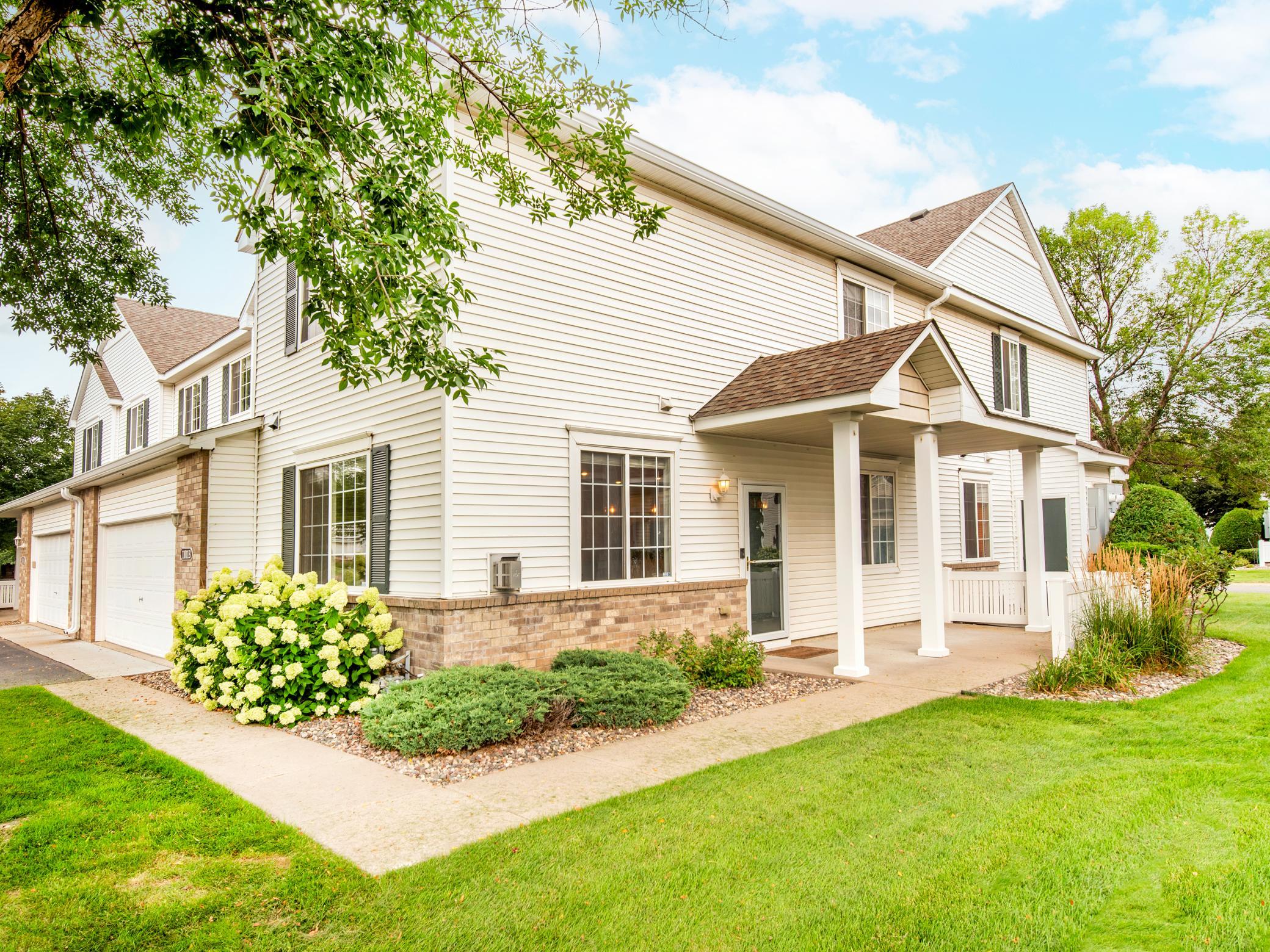 View of (TH) Quad/4 Corners at 11011 Oak Grove Circle, Woodbury - Mike Wilen | Minnesota Team Real Estate