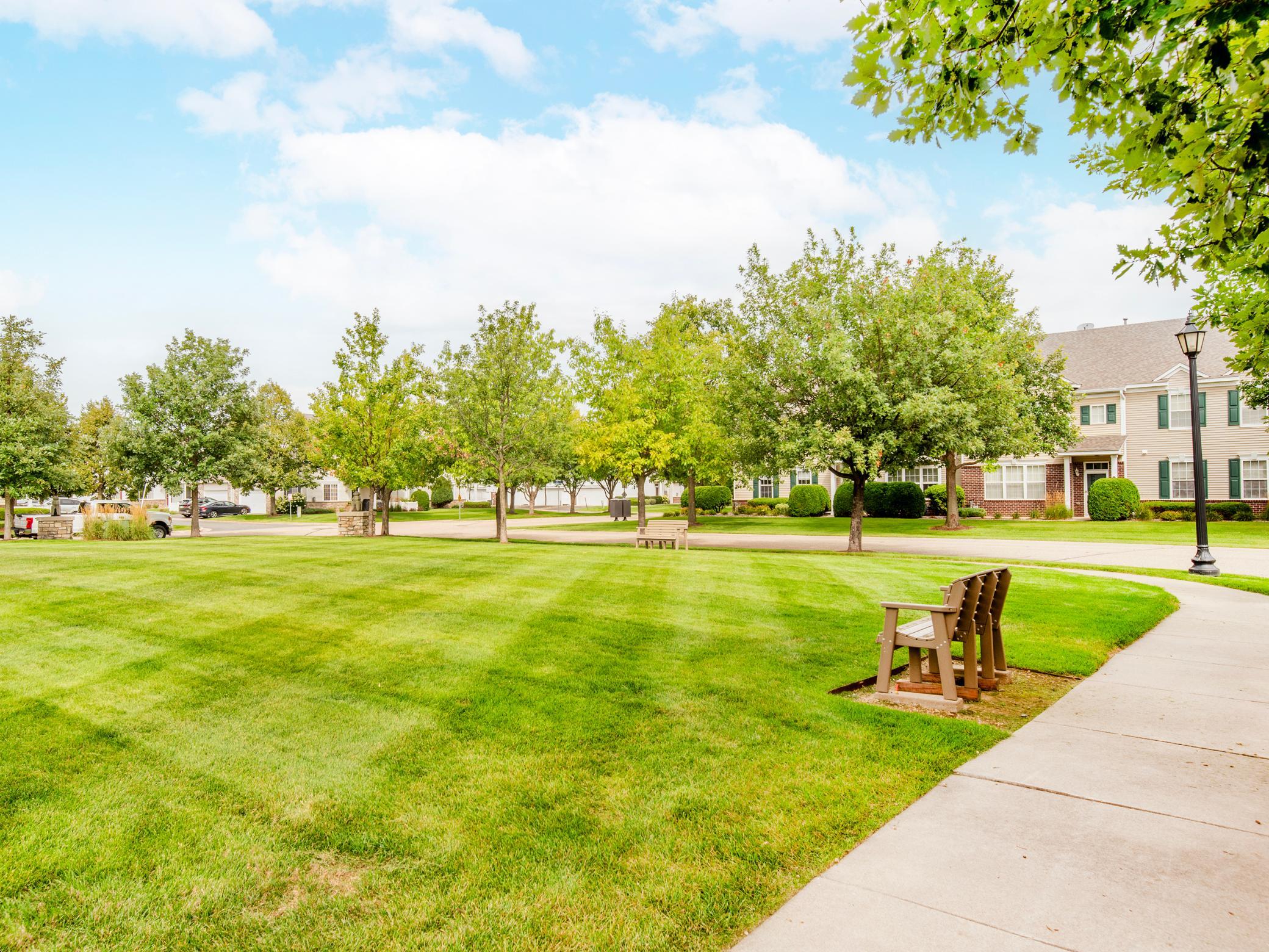 View of Residential at 11011 Oak Grove Circle #B, Woodbury MN 55129, Woodbury (5 of 39) - Mike Wilen | Minnesota Team Real Estate