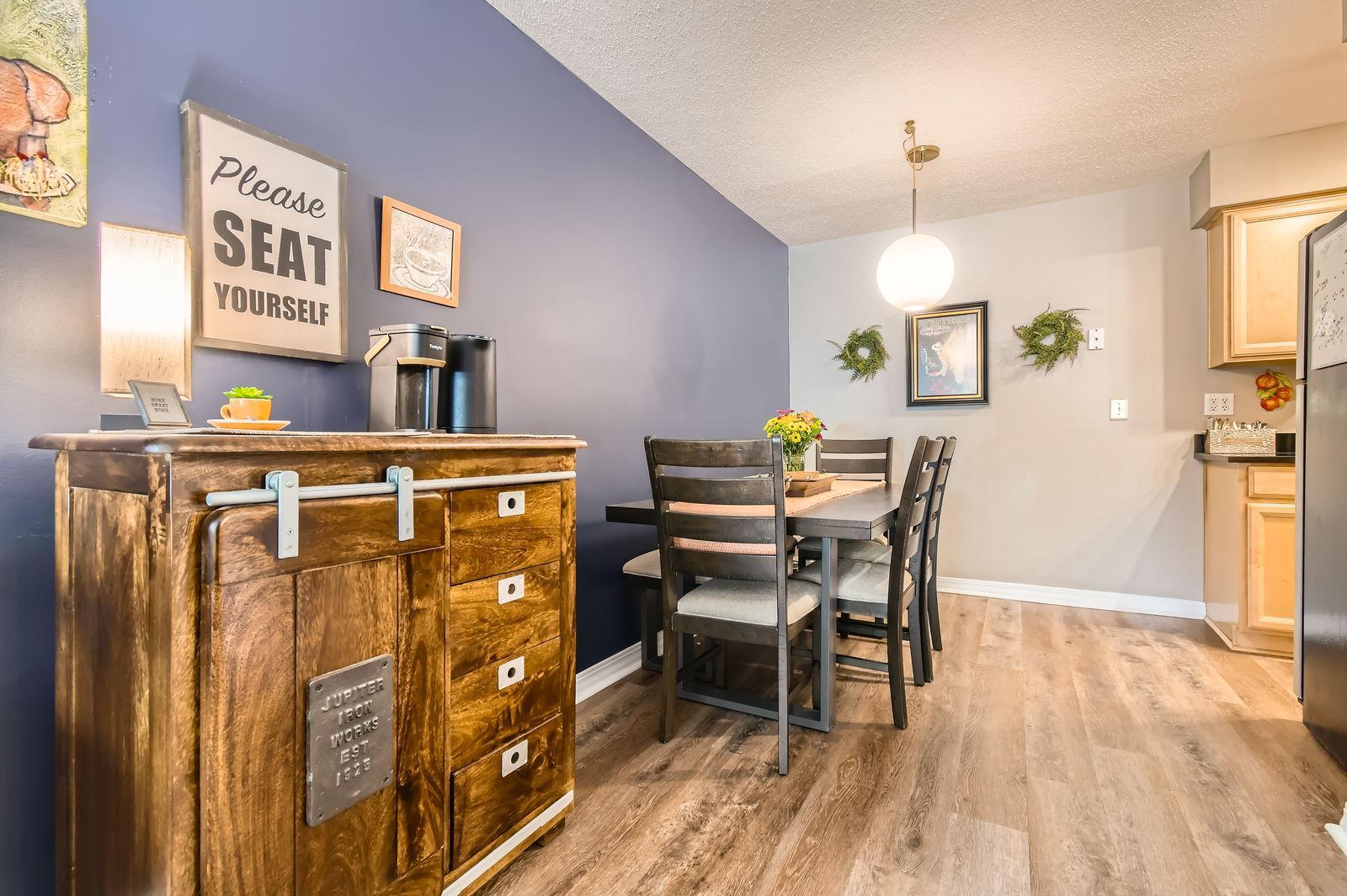 View of Residential at 2727 43rd Street #102, Minneapolis MN 55410, Minneapolis (10 of 18) - Mike Wilen | Minnesota Team Real Estate