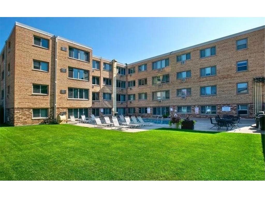View of Residential at 2727 43rd Street #102, Minneapolis MN 55410, Minneapolis (15 of 18) - Mike Wilen | Minnesota Team Real Estate